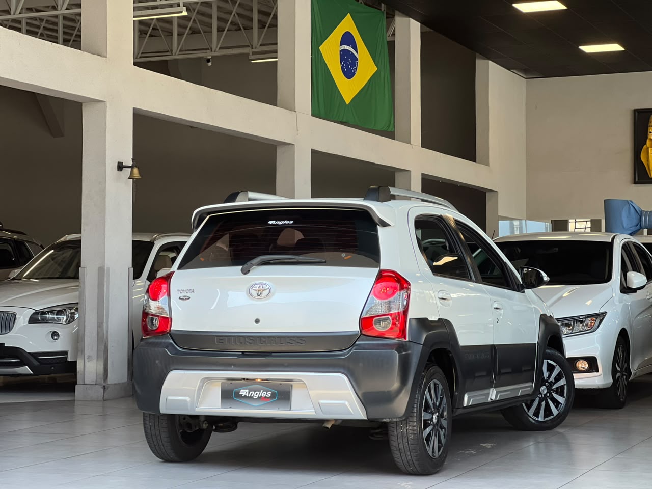 TOYOTA ETIOS CROSS