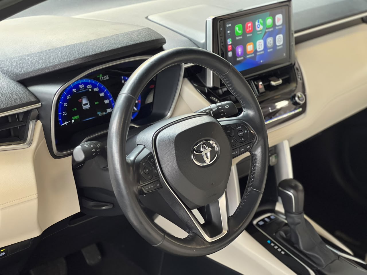 TOYOTA COROLLA CROSS