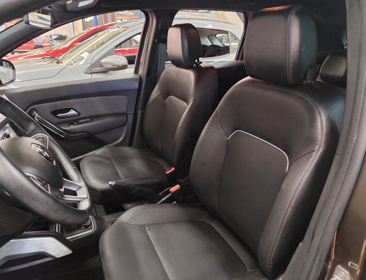 Car Image 13
