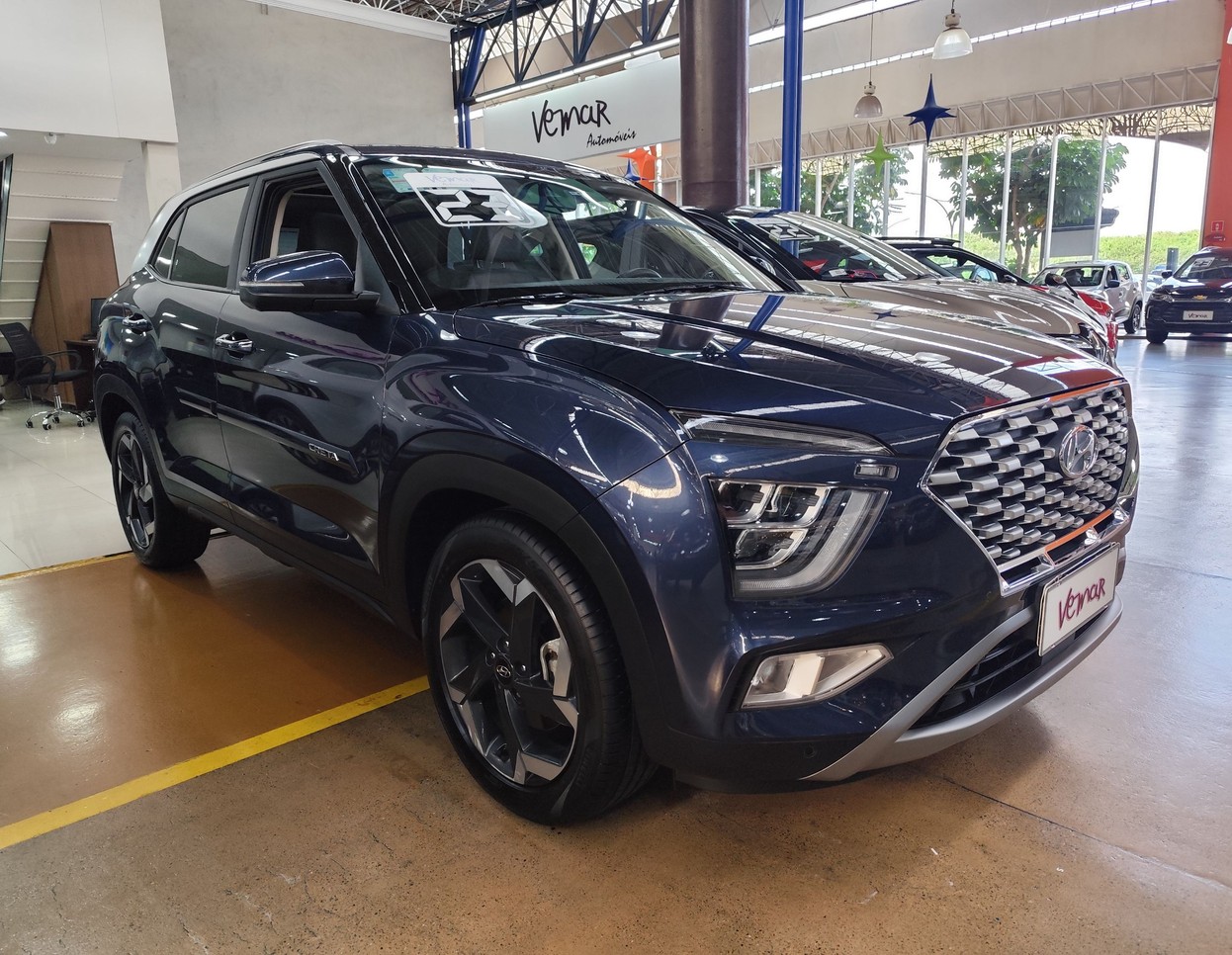 Car Image 9