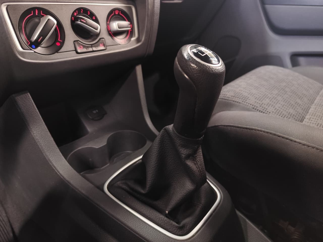 VOLKSWAGEN FOX 1.0 MI 8V