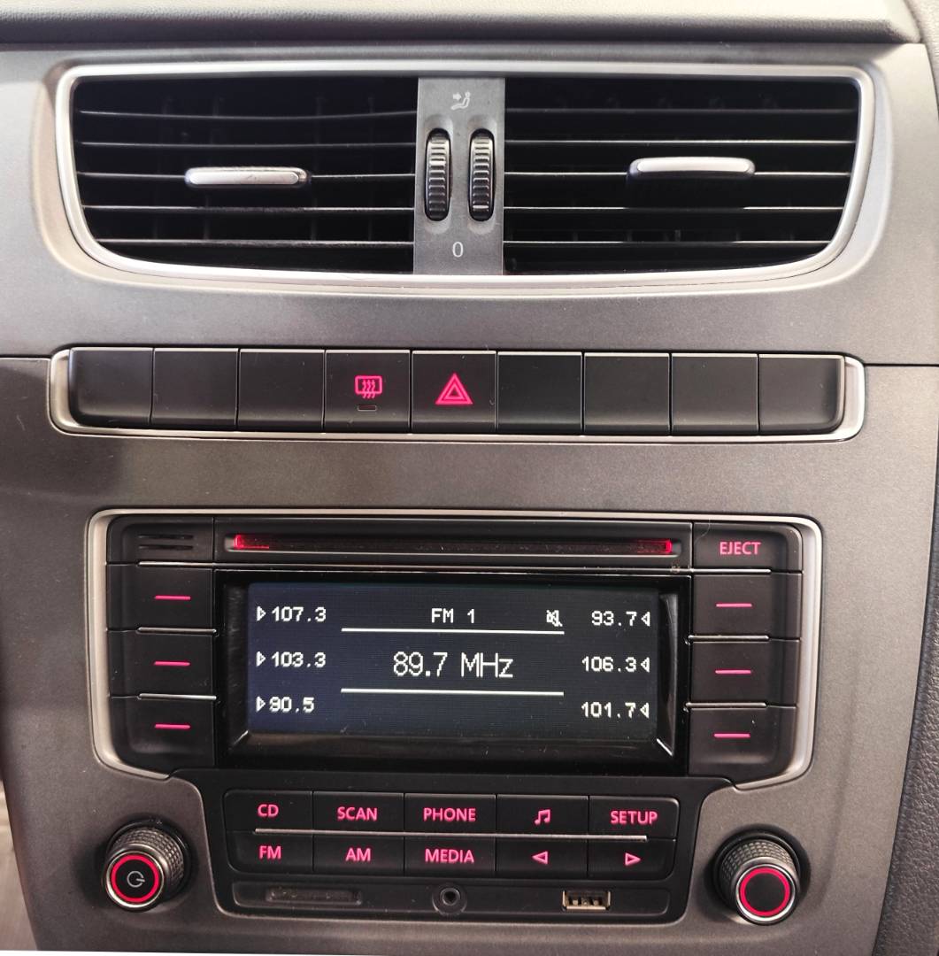 VOLKSWAGEN FOX