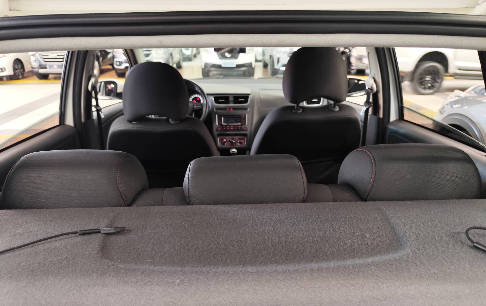 VOLKSWAGEN FOX