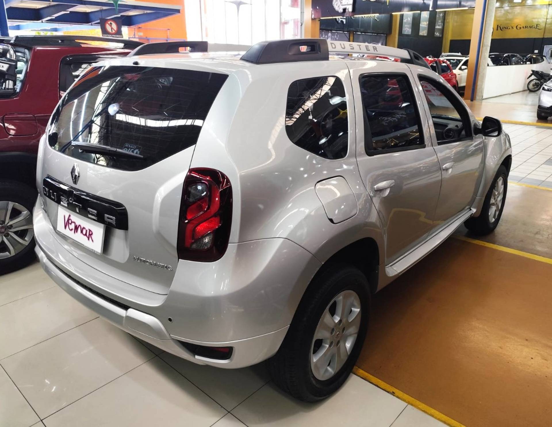 RENAULT DUSTER