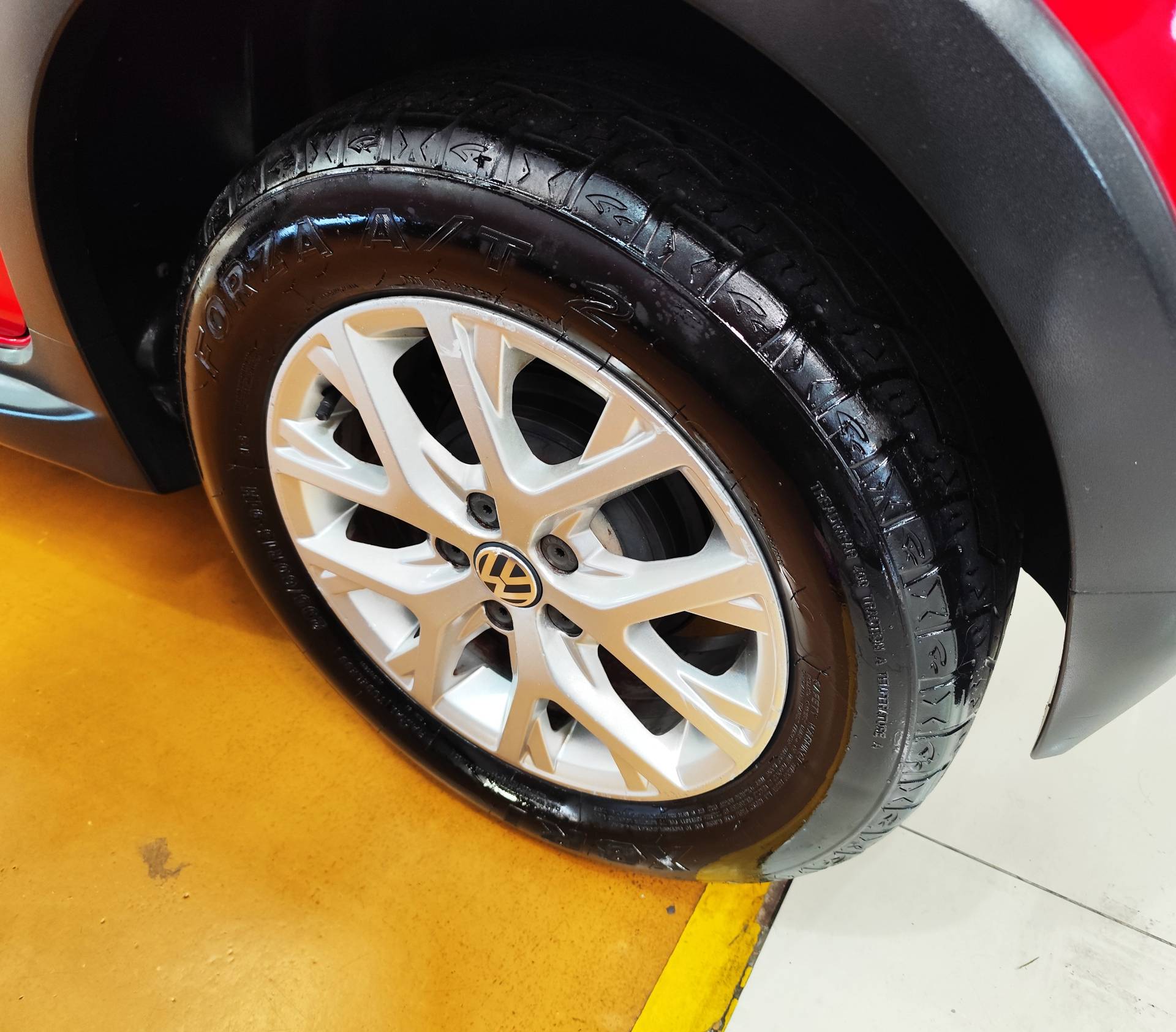 VOLKSWAGEN CROSSFOX