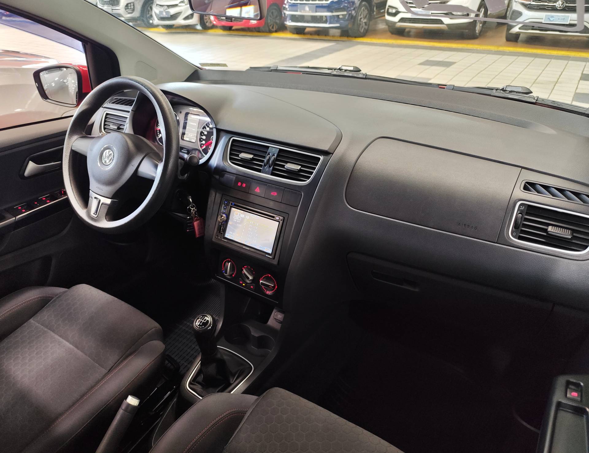 VOLKSWAGEN CROSSFOX