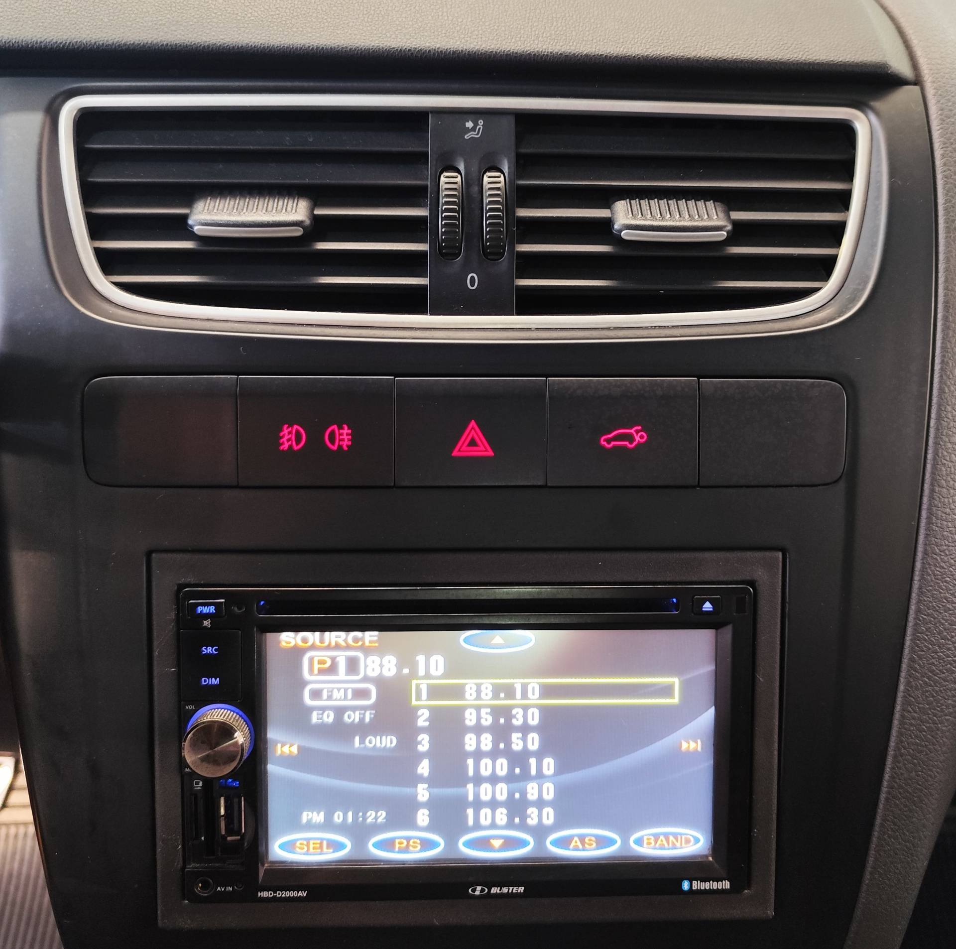 VOLKSWAGEN CROSSFOX