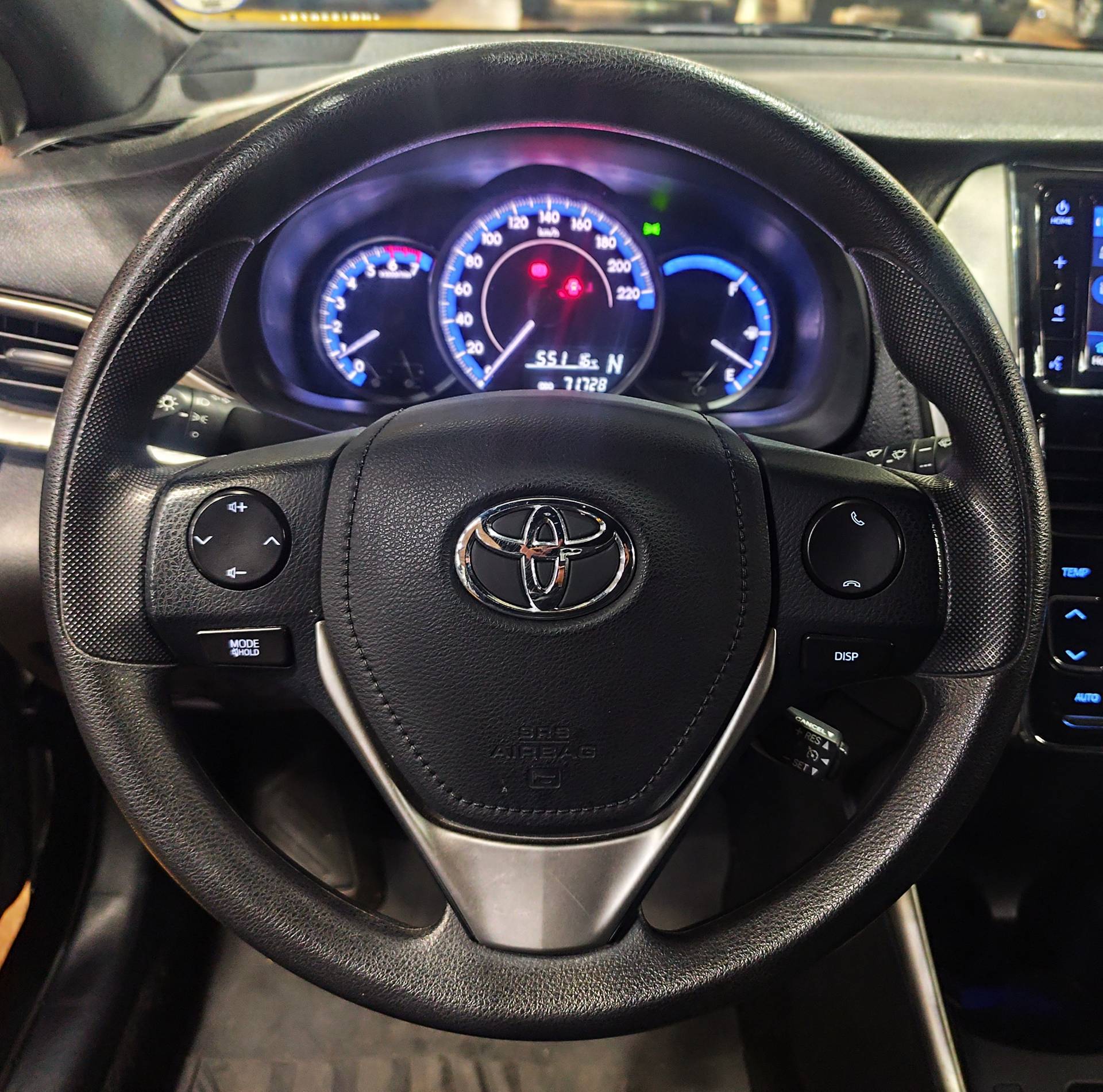 TOYOTA YARIS