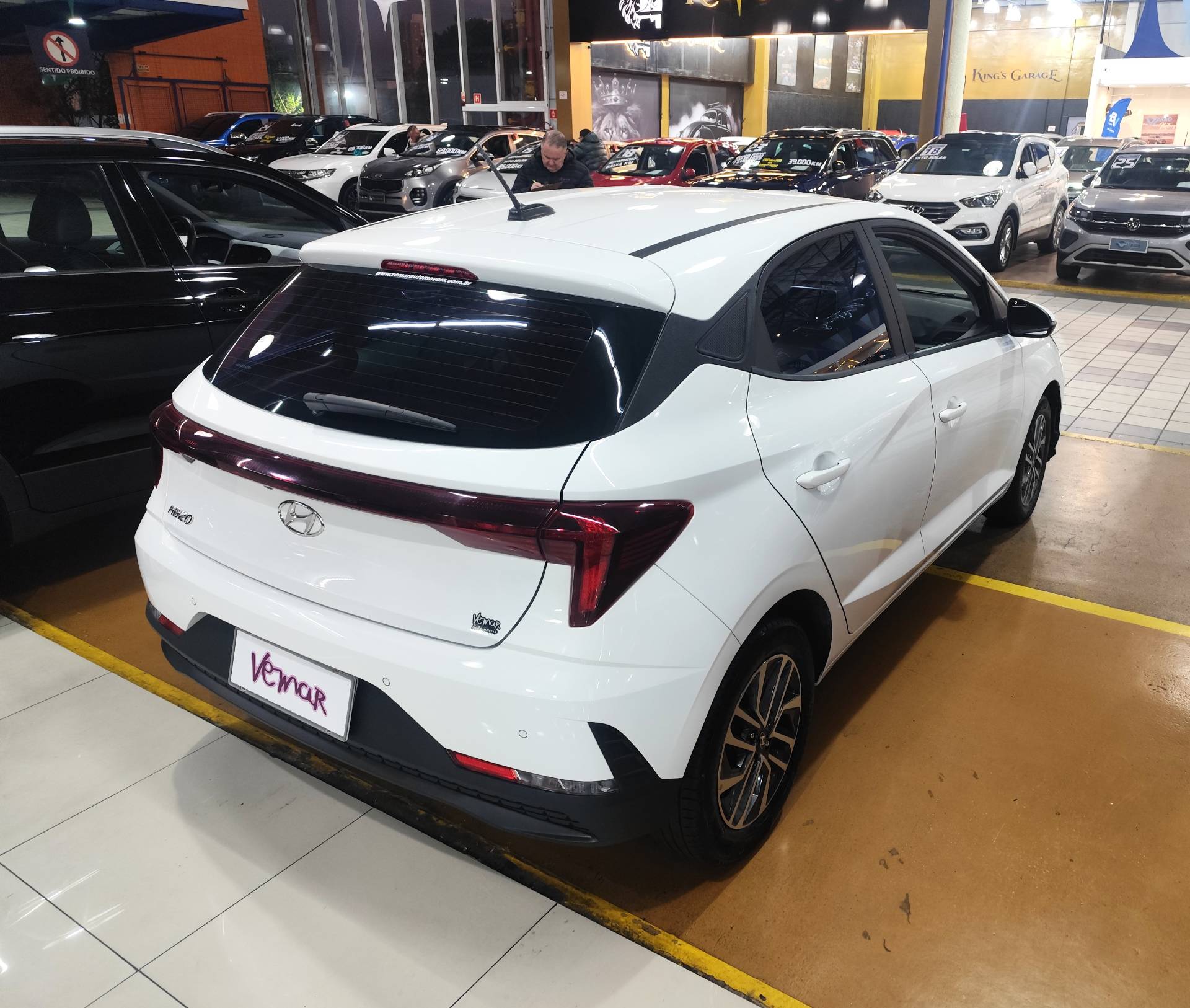 HYUNDAI HB20