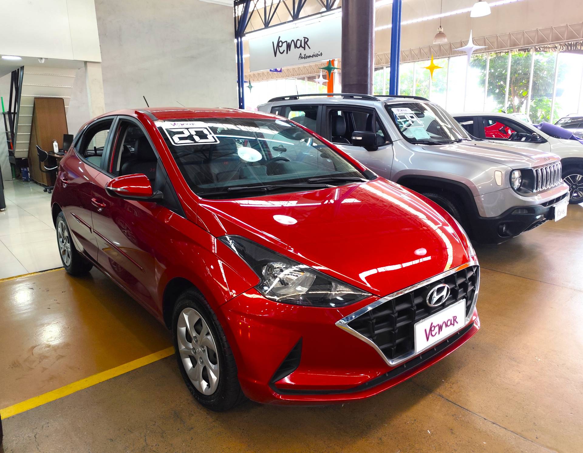 HYUNDAI HB20