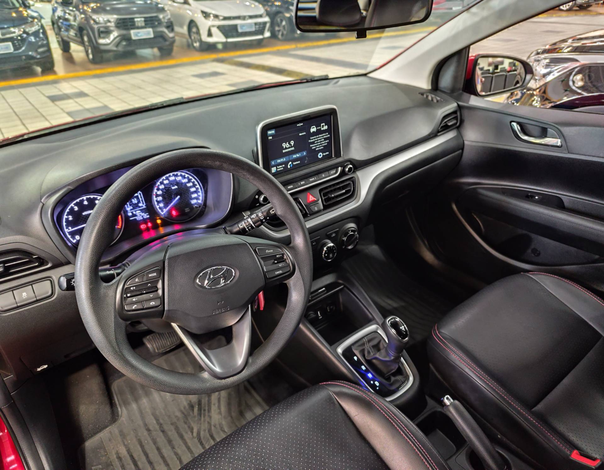 HYUNDAI HB20