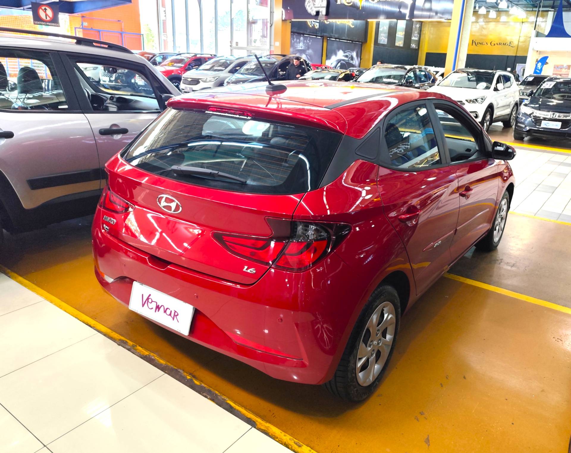 HYUNDAI HB20