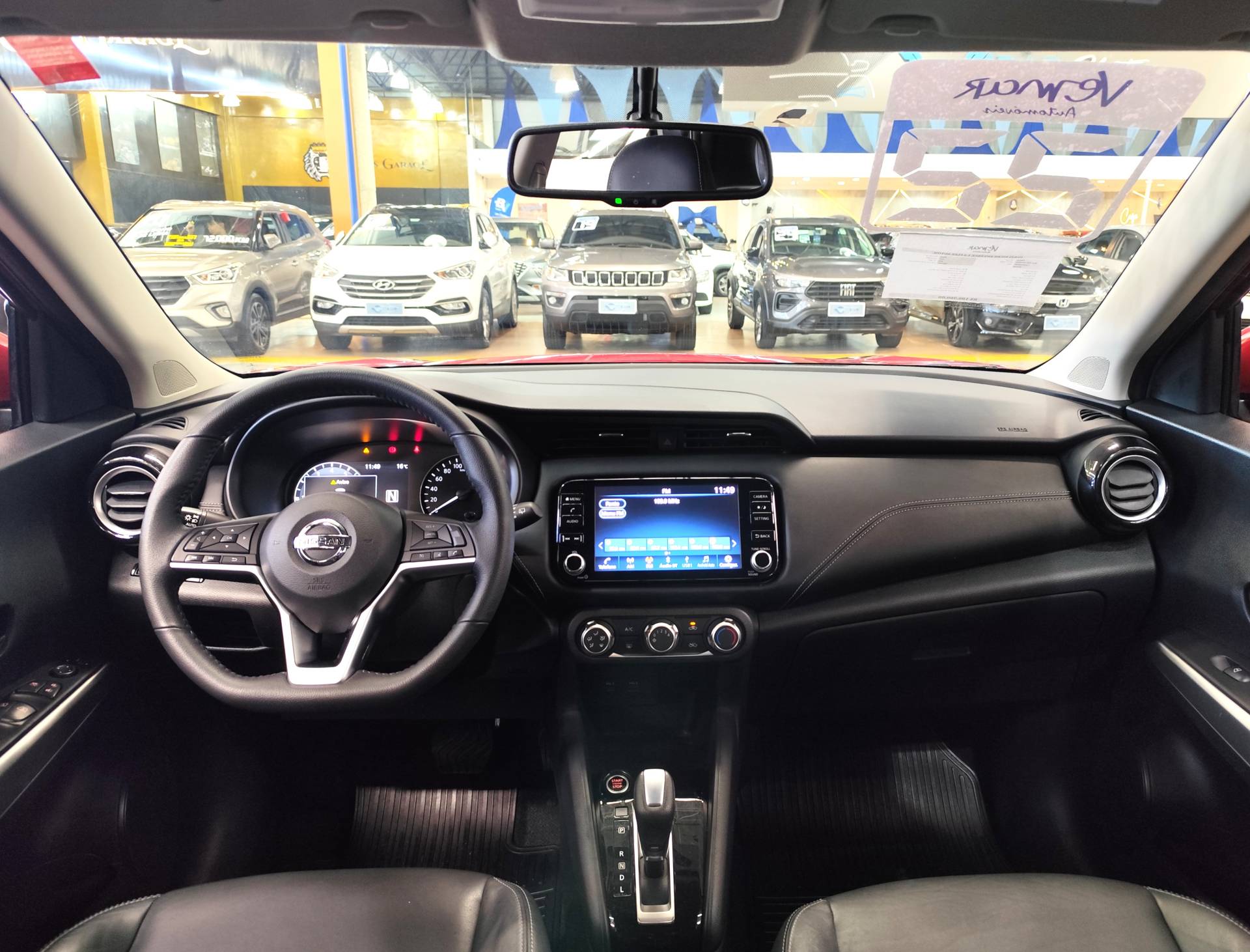 NISSAN KICKS