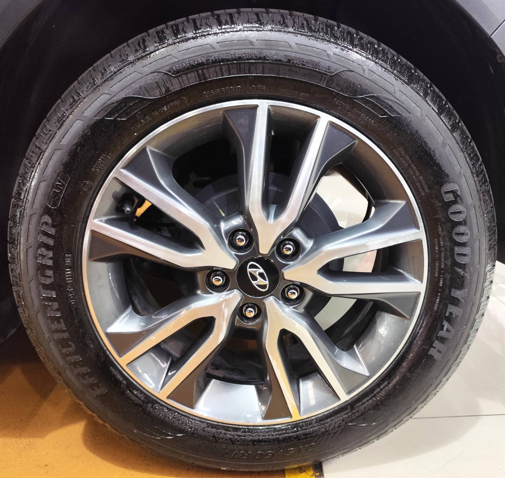 HYUNDAI CRETA