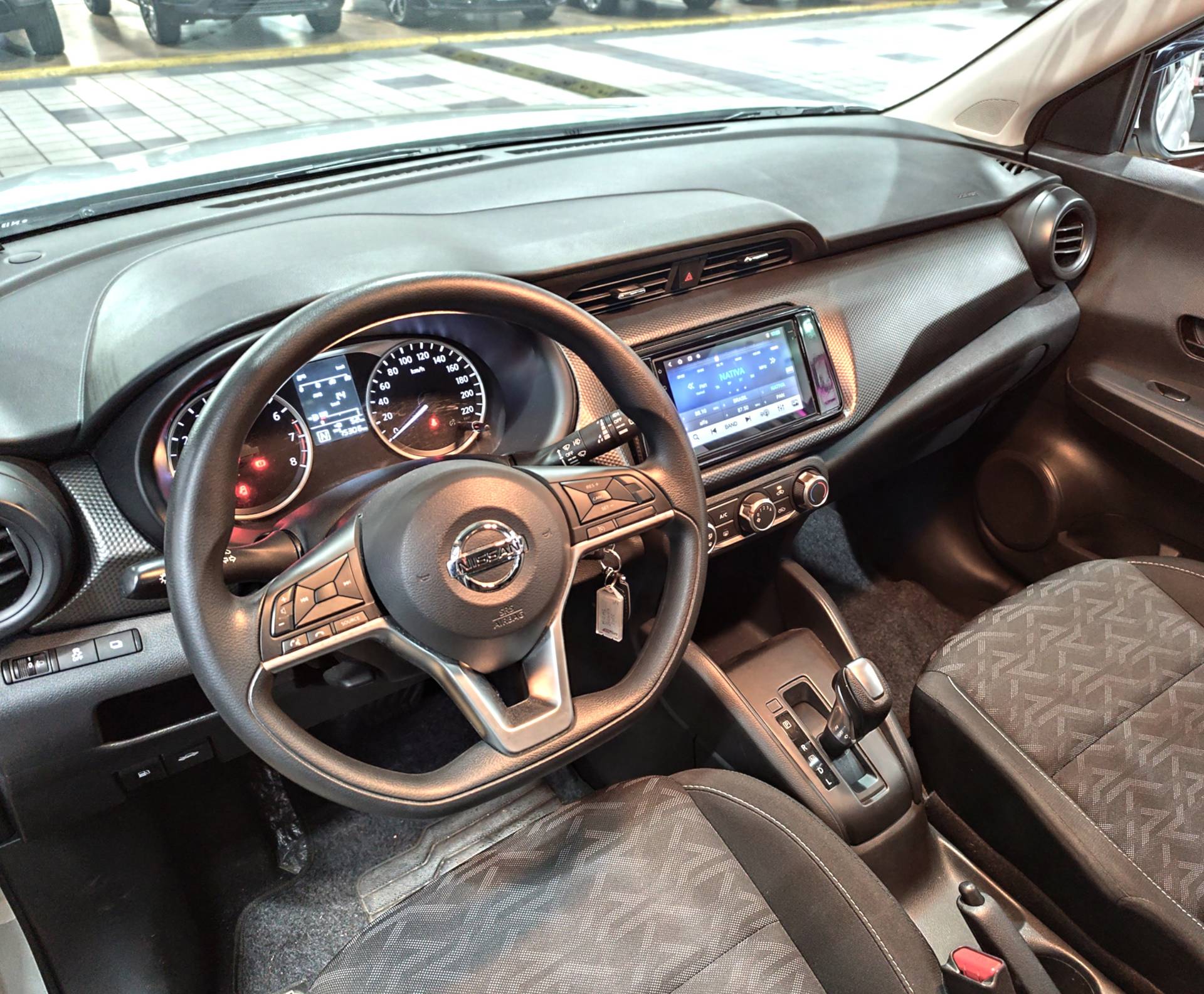 NISSAN KICKS