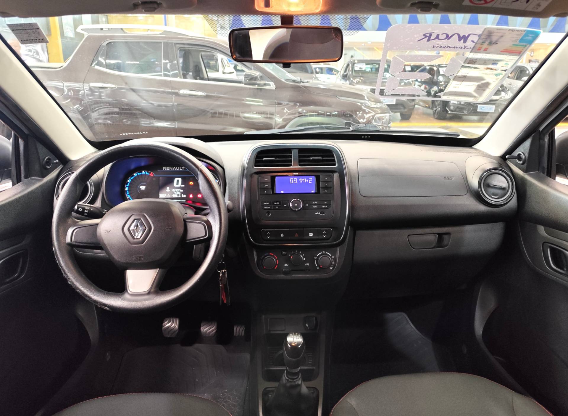 RENAULT KWID