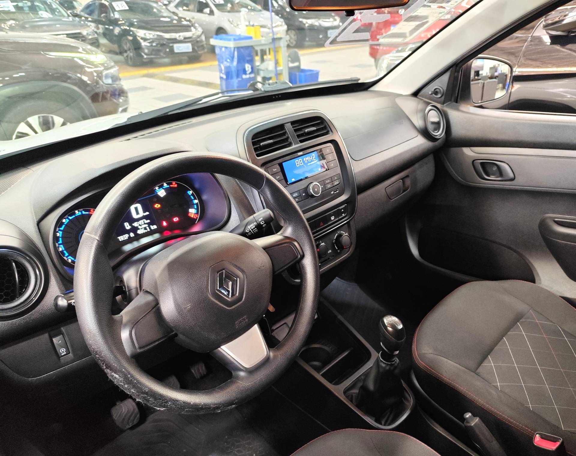 RENAULT KWID