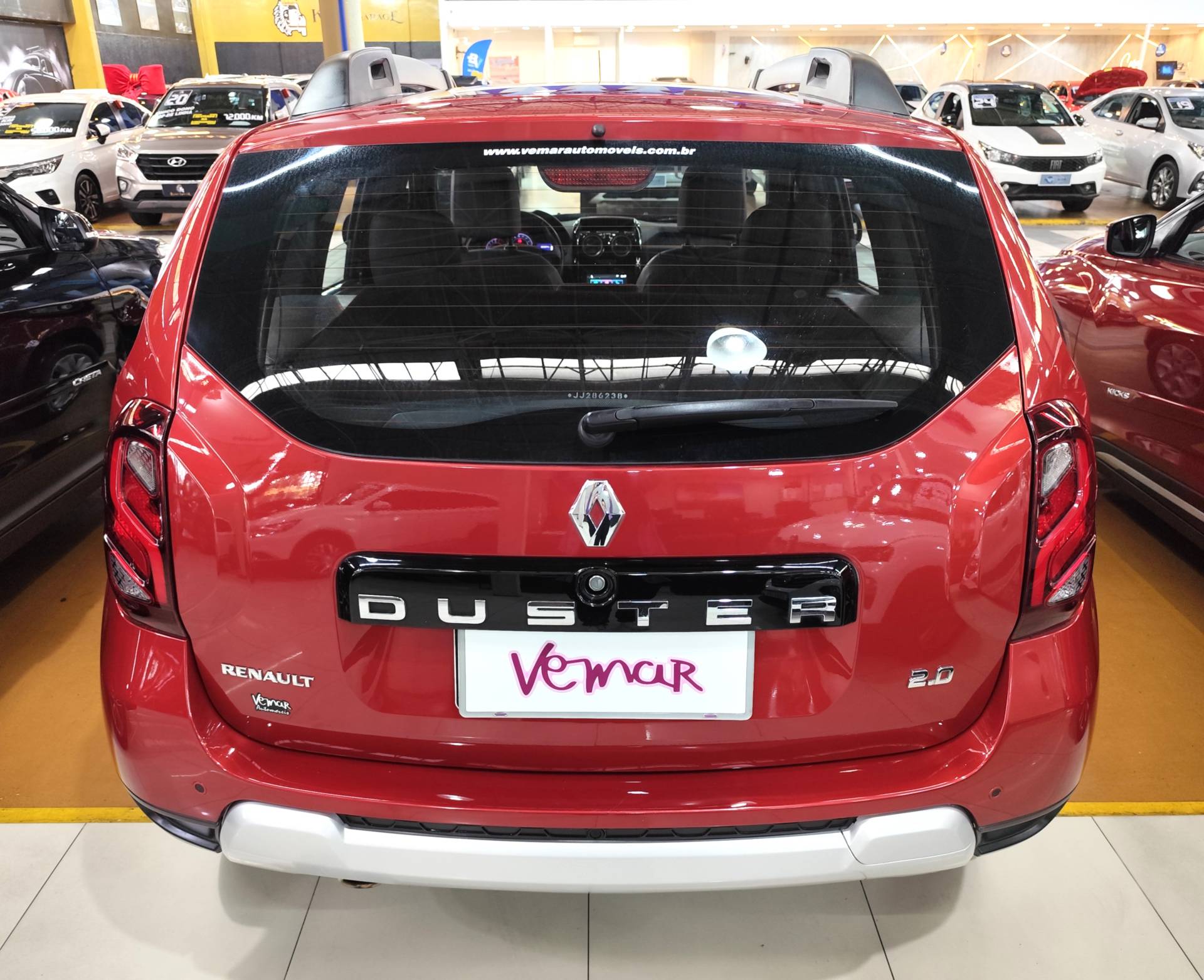 RENAULT DUSTER