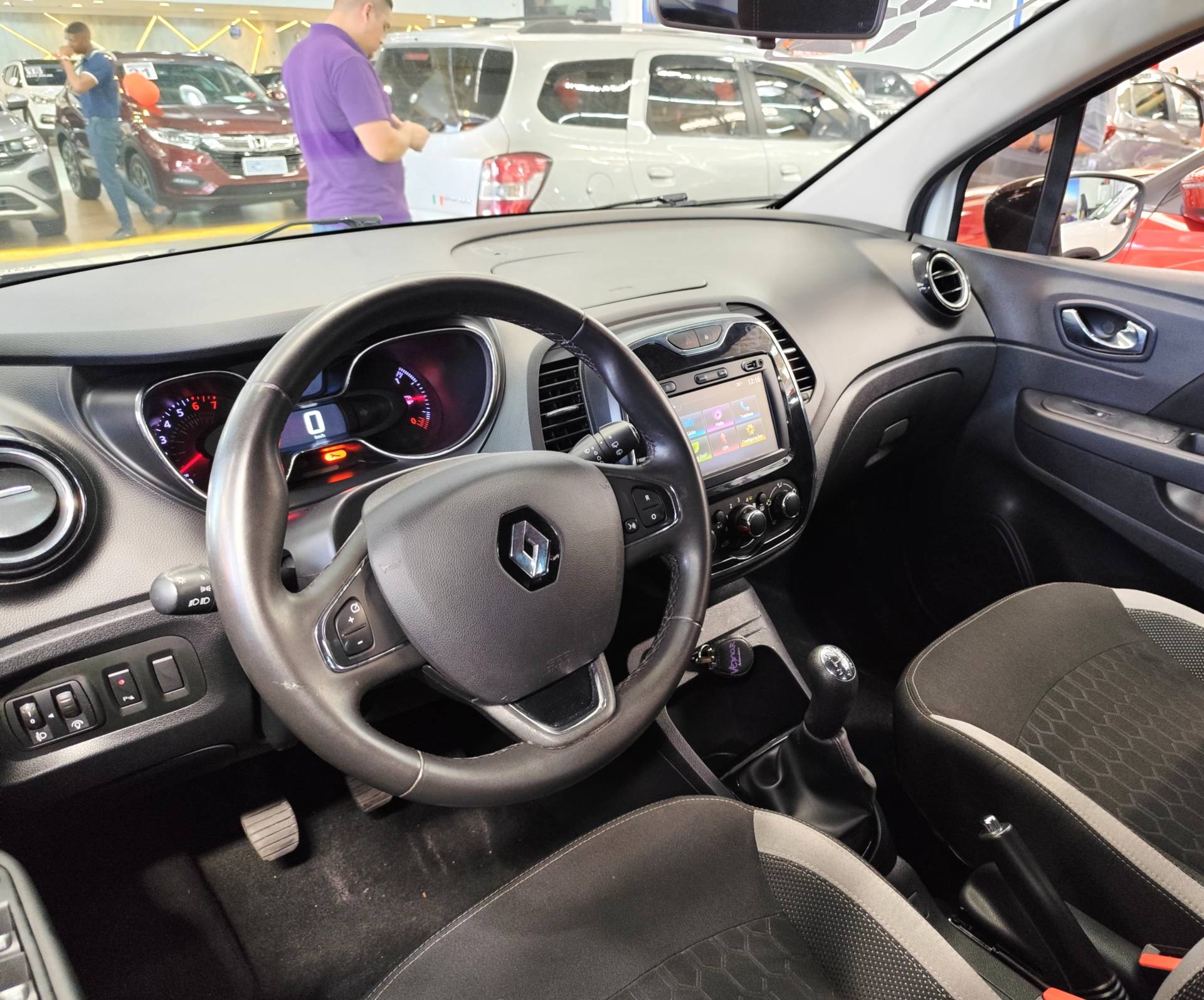 RENAULT CAPTUR