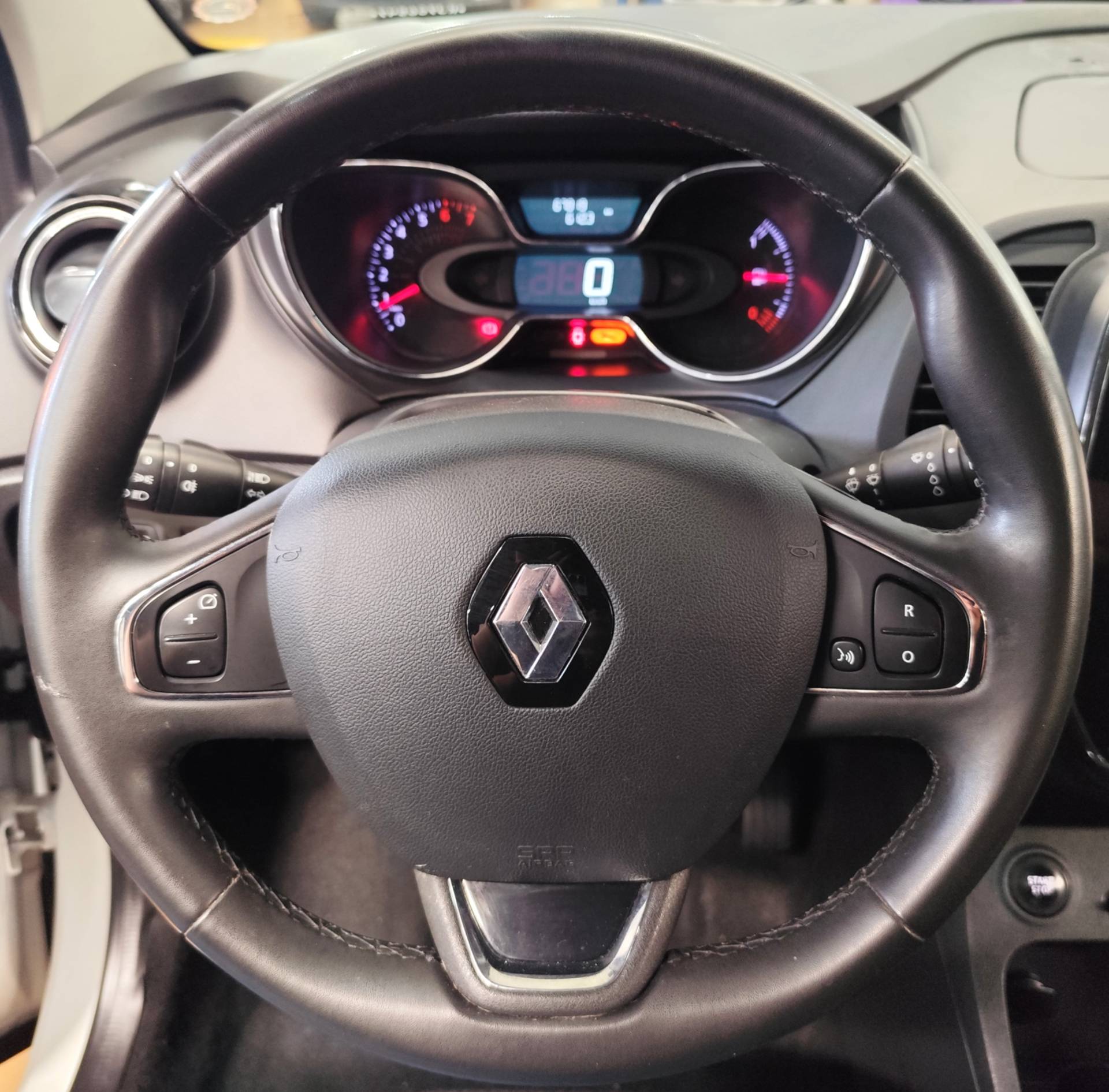 RENAULT CAPTUR
