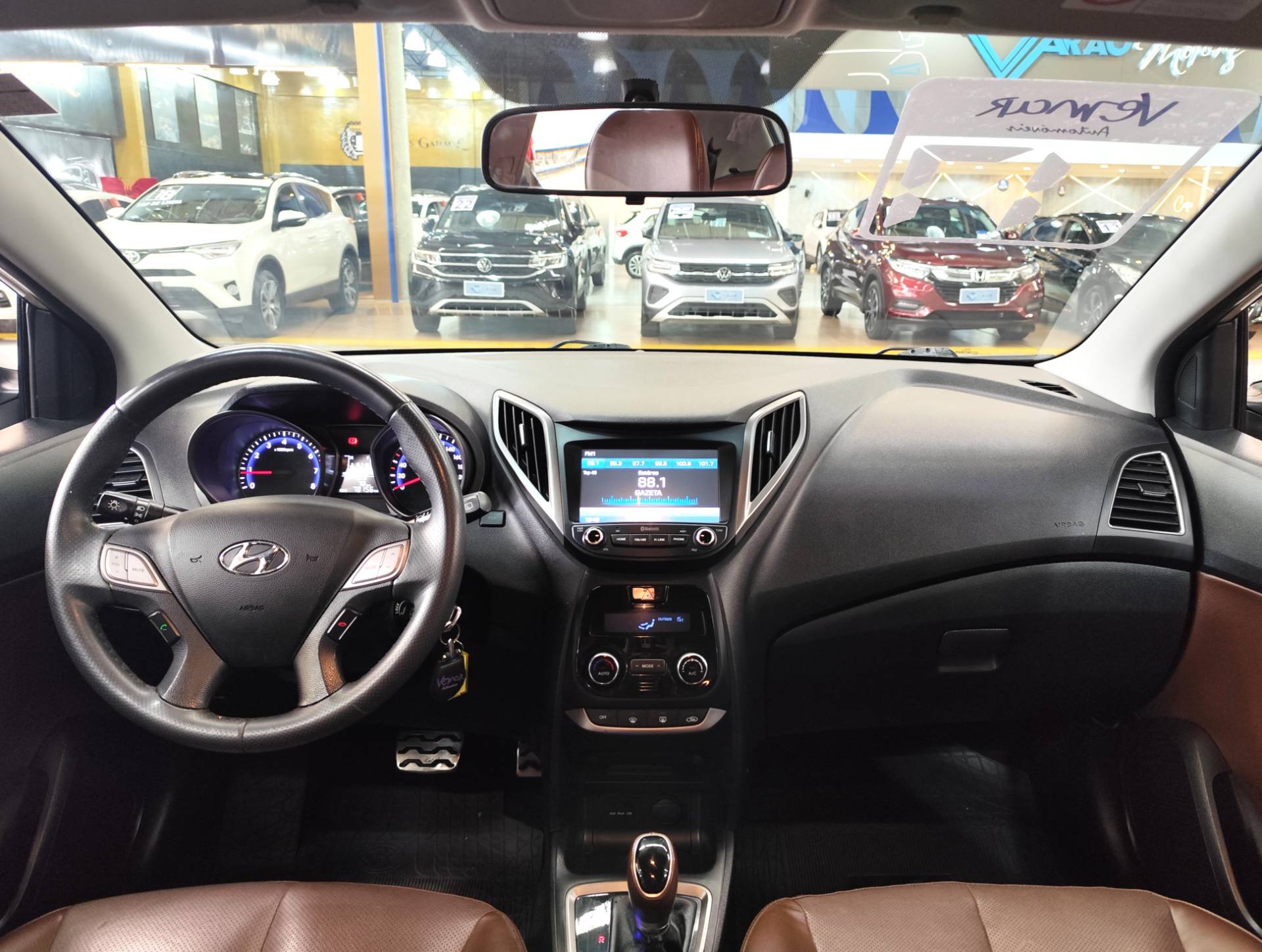 HYUNDAI HB20X