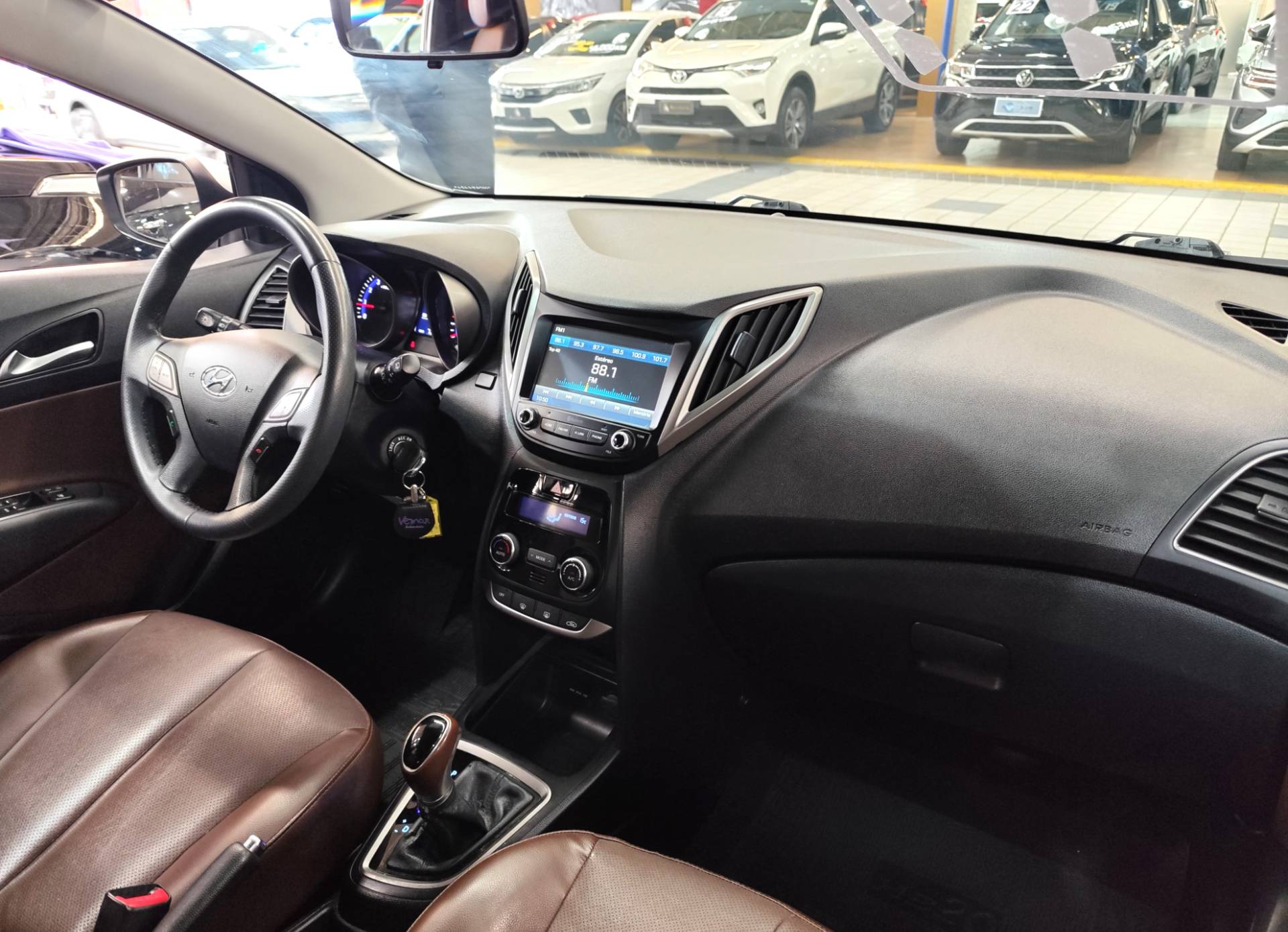 HYUNDAI HB20X