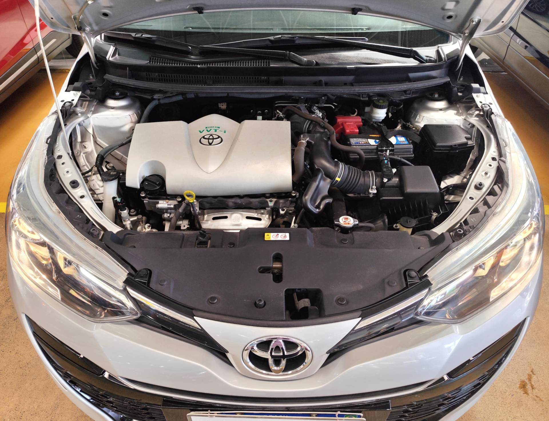 TOYOTA YARIS