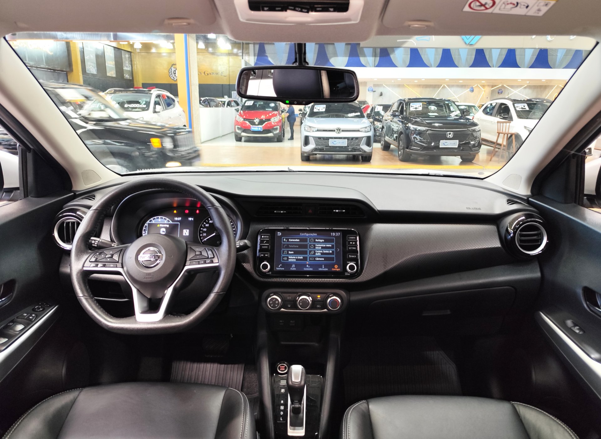 NISSAN KICKS