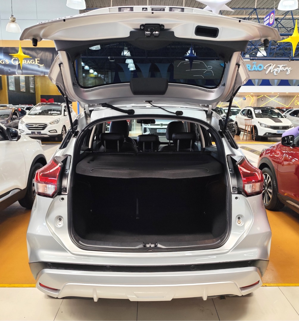 NISSAN KICKS