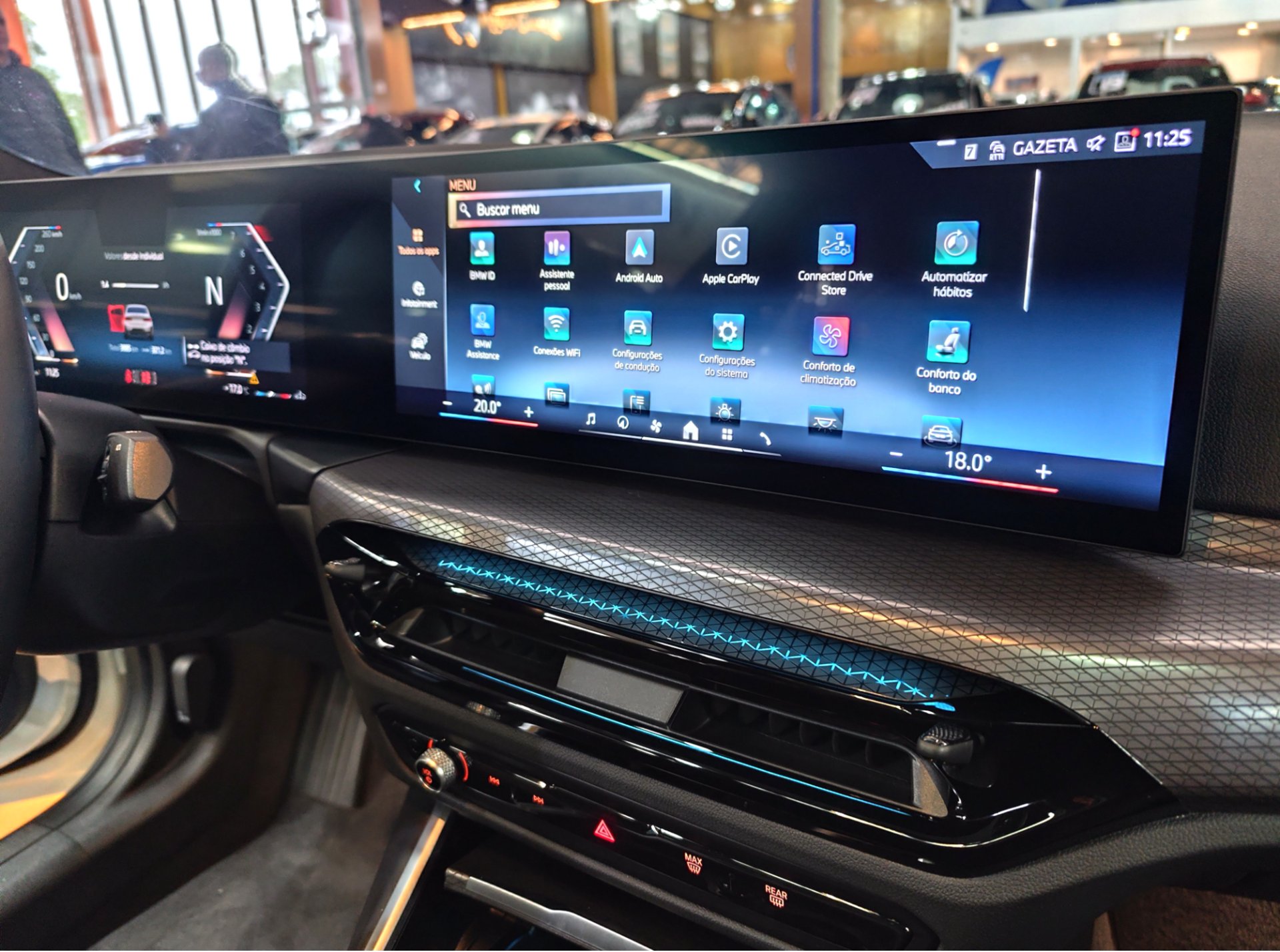 BMW 320i