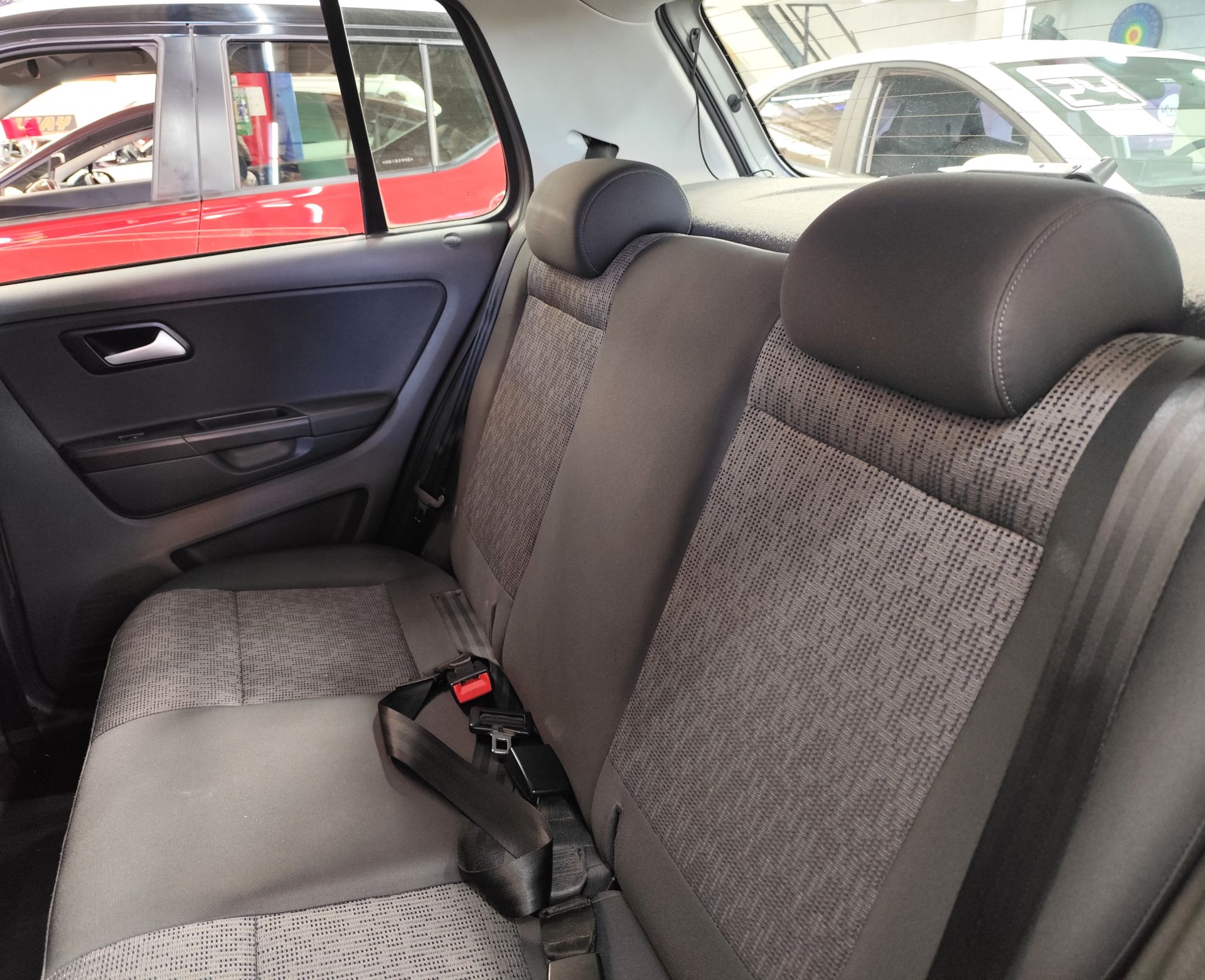 VOLKSWAGEN FOX