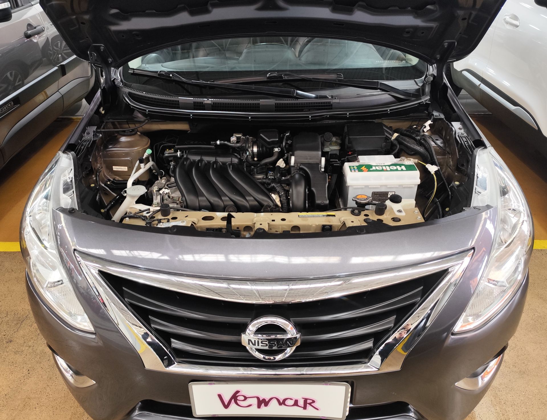 NISSAN VERSA