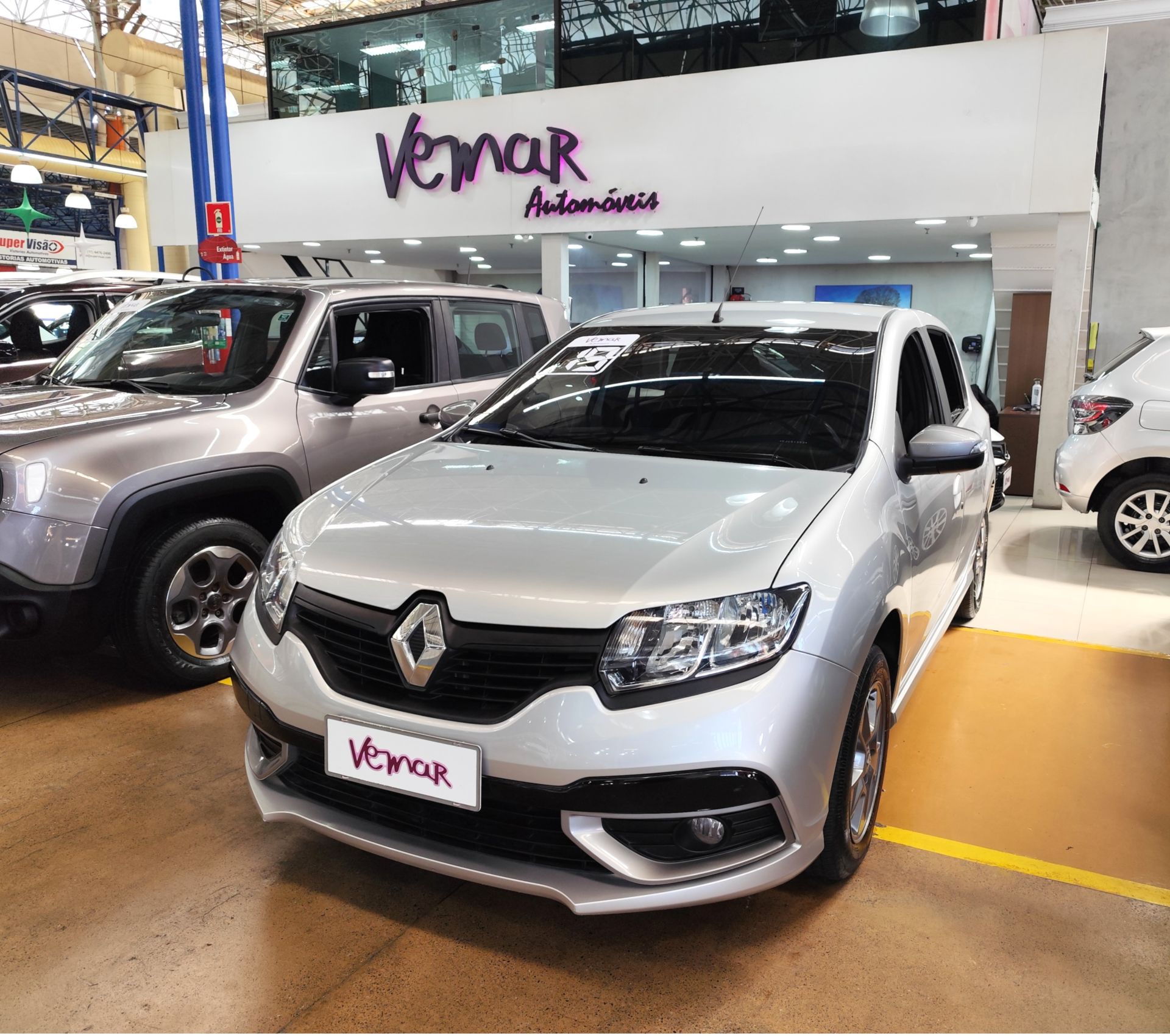 RENAULT SANDERO