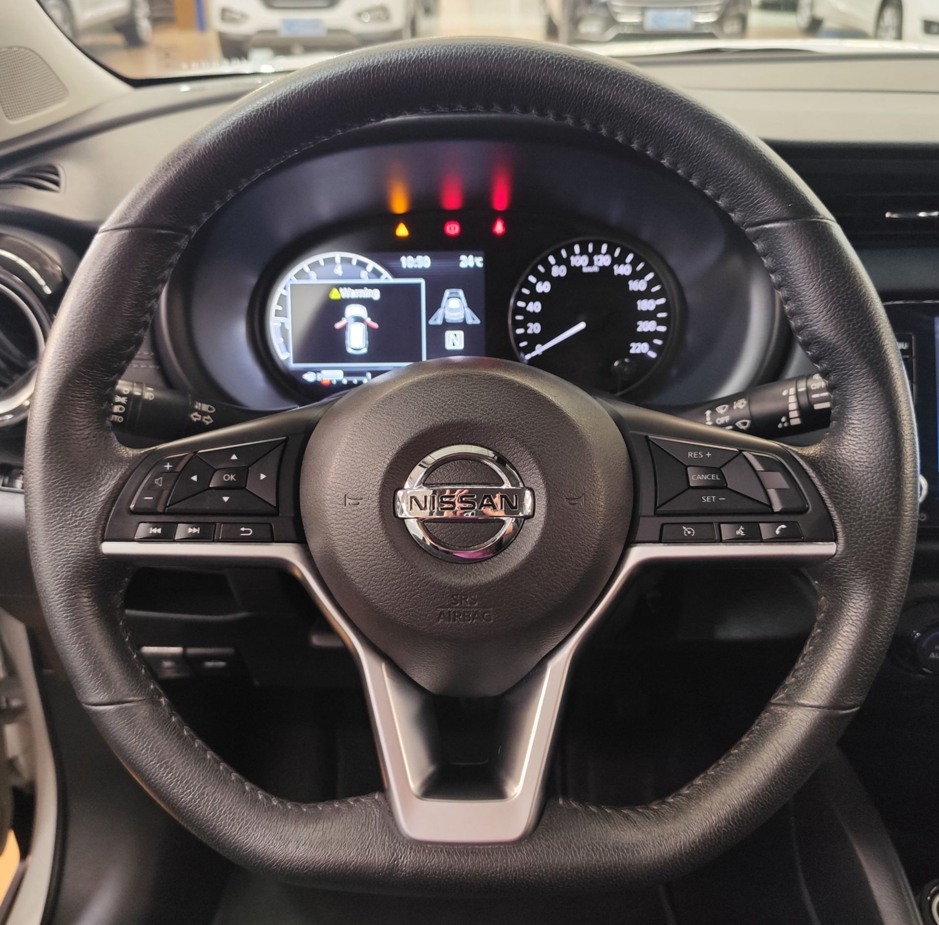 NISSAN KICKS