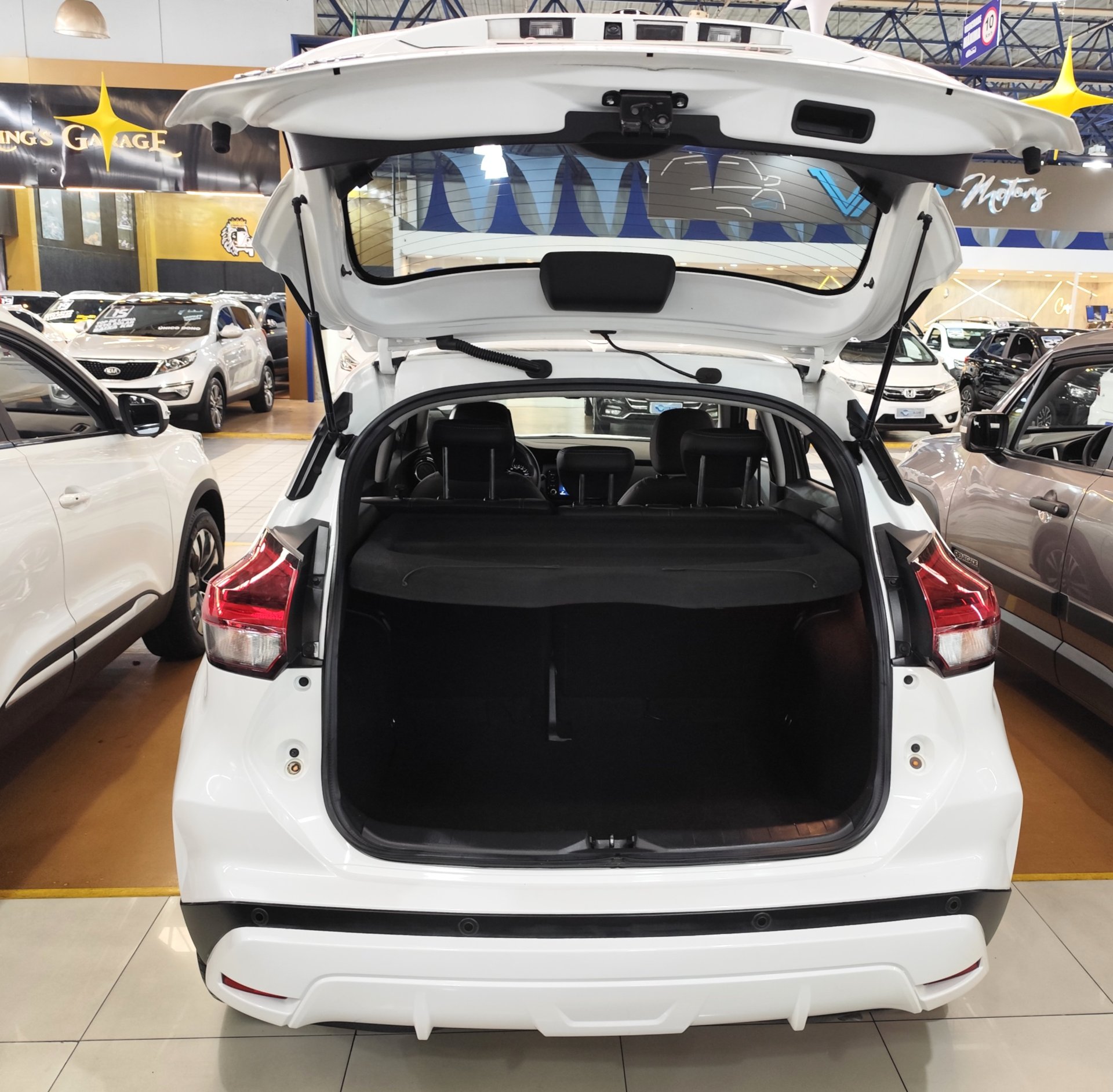 NISSAN KICKS
