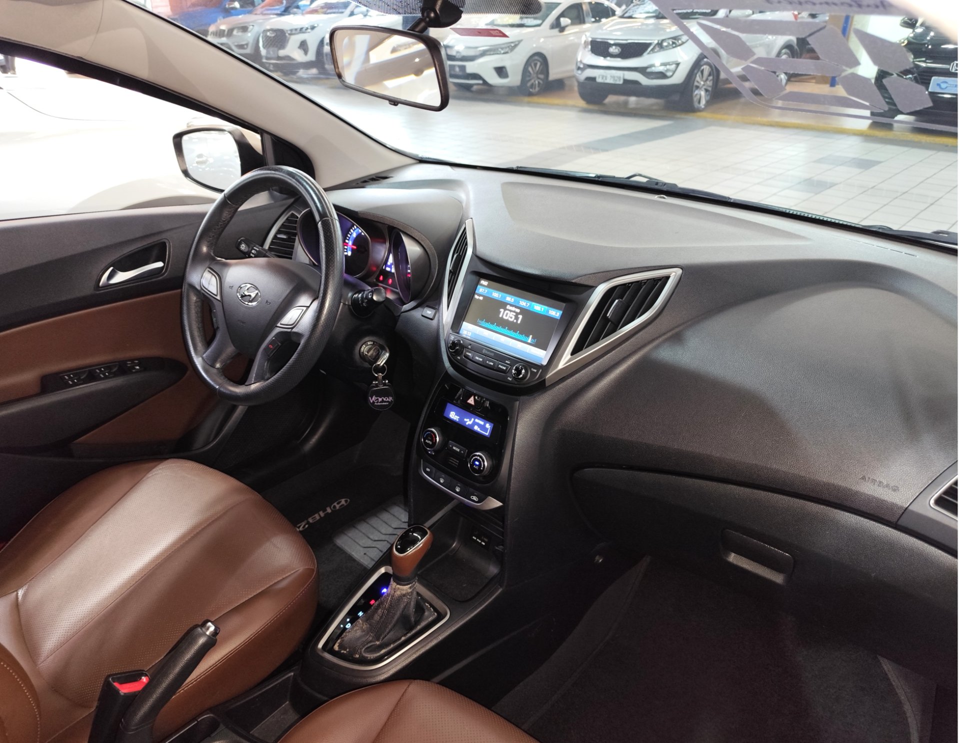 HYUNDAI HB20X