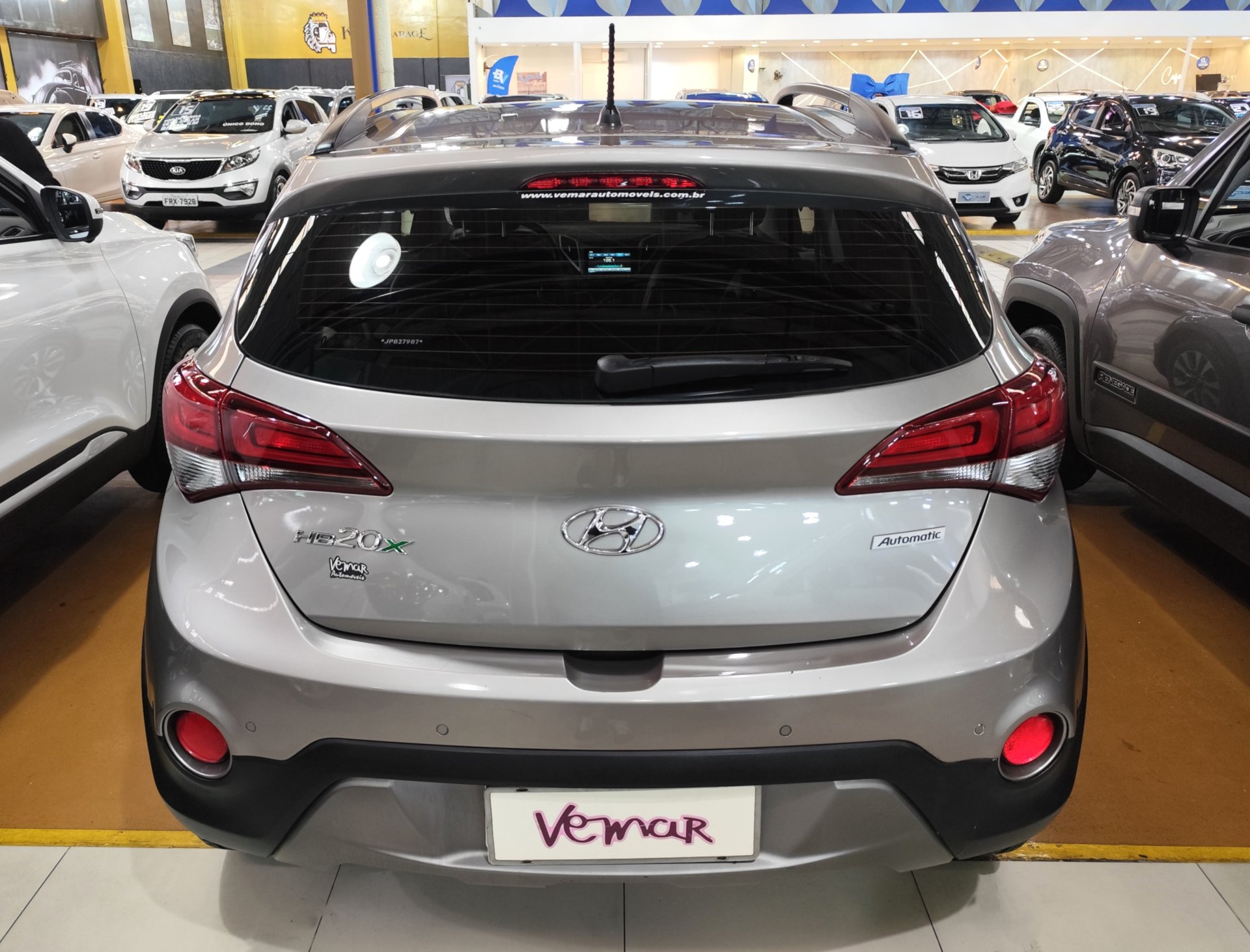 HYUNDAI HB20X
