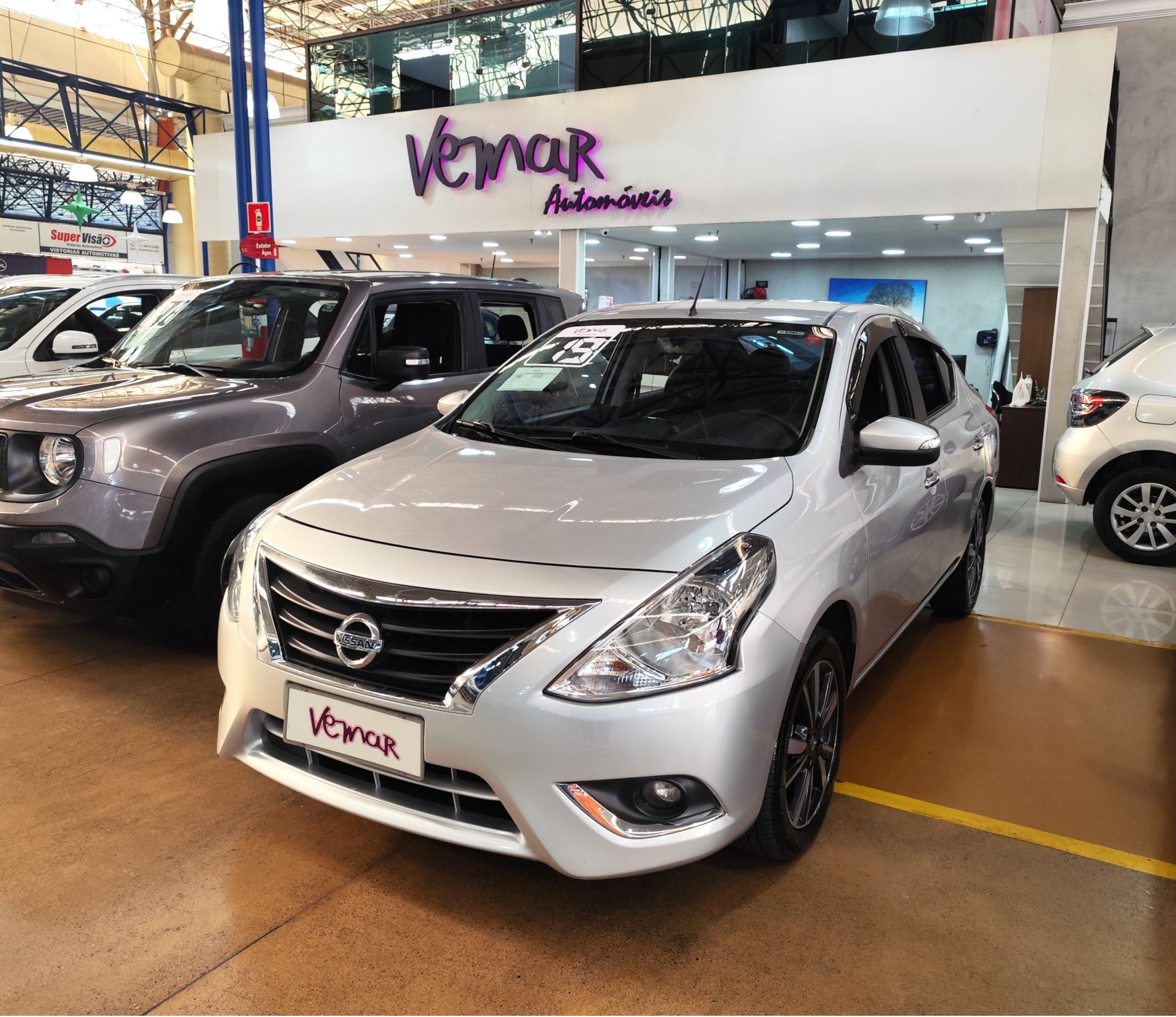 NISSAN VERSA