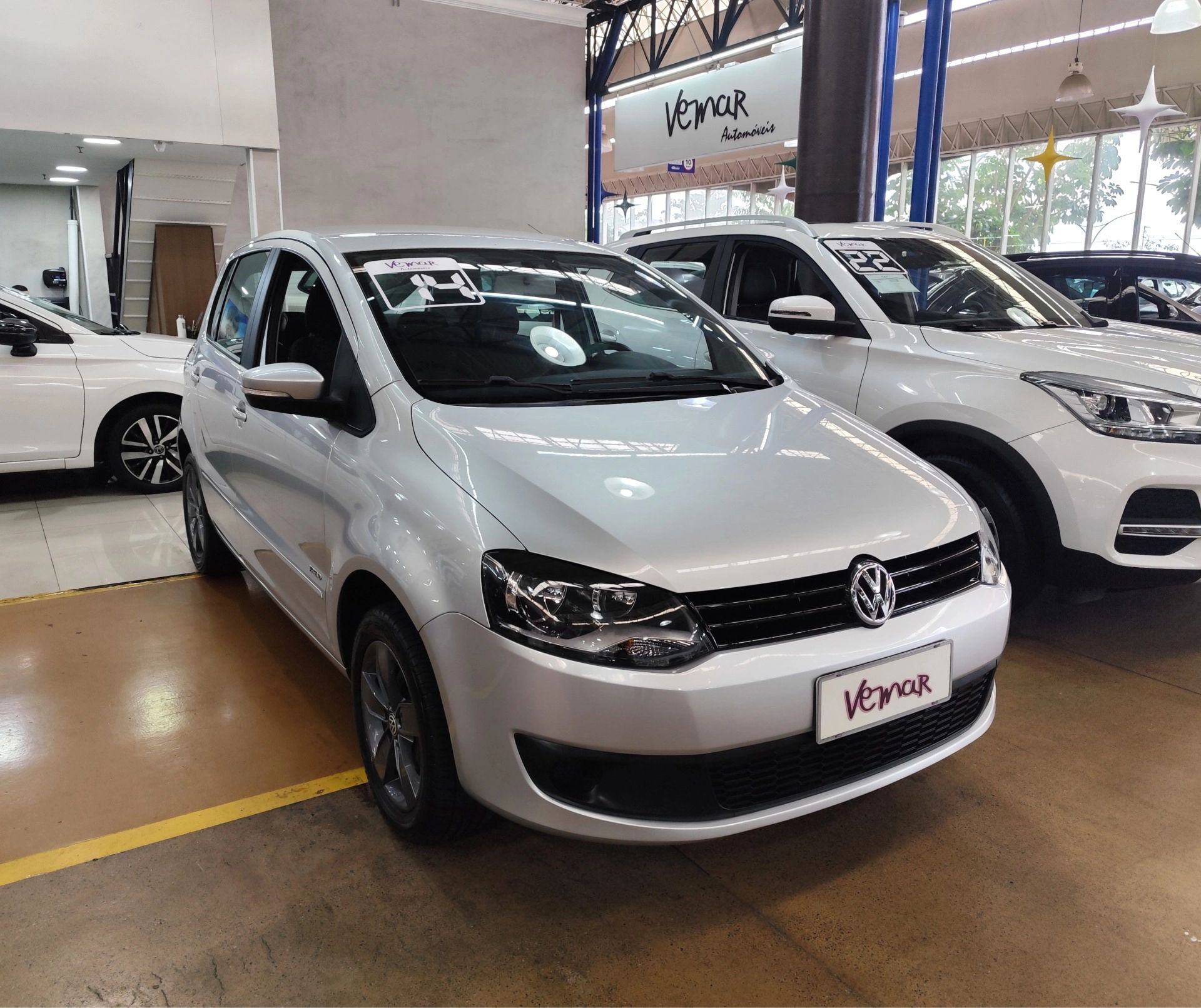 VOLKSWAGEN FOX