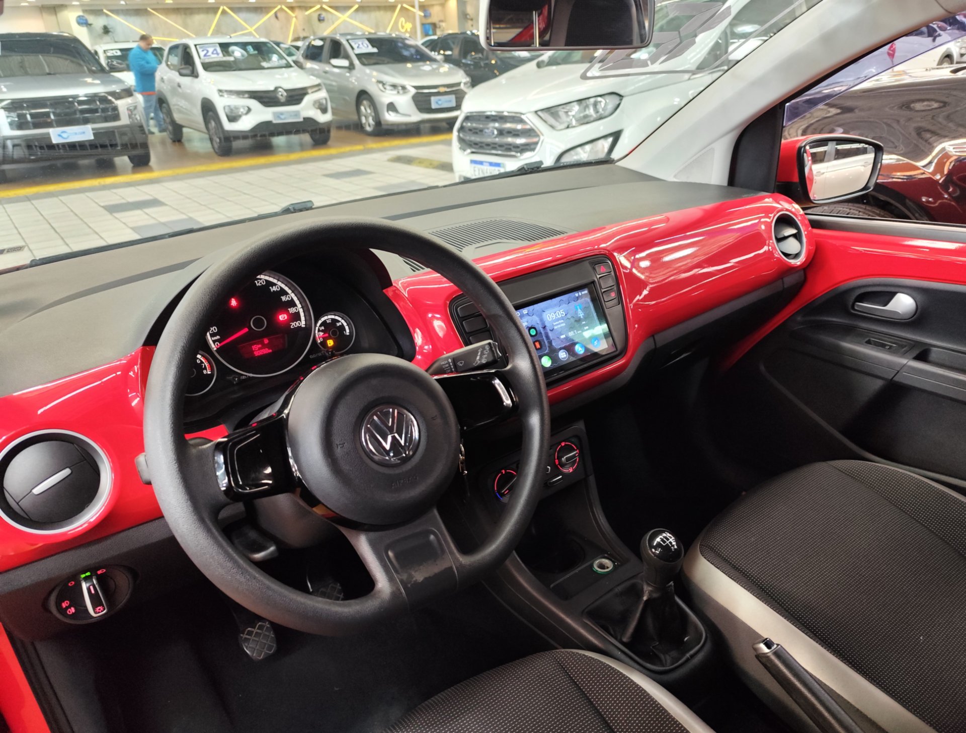 VOLKSWAGEN UP