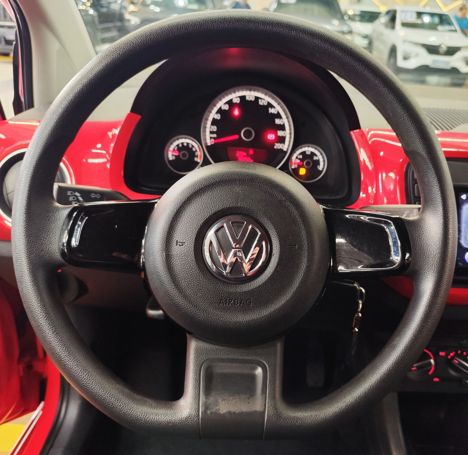 VOLKSWAGEN UP