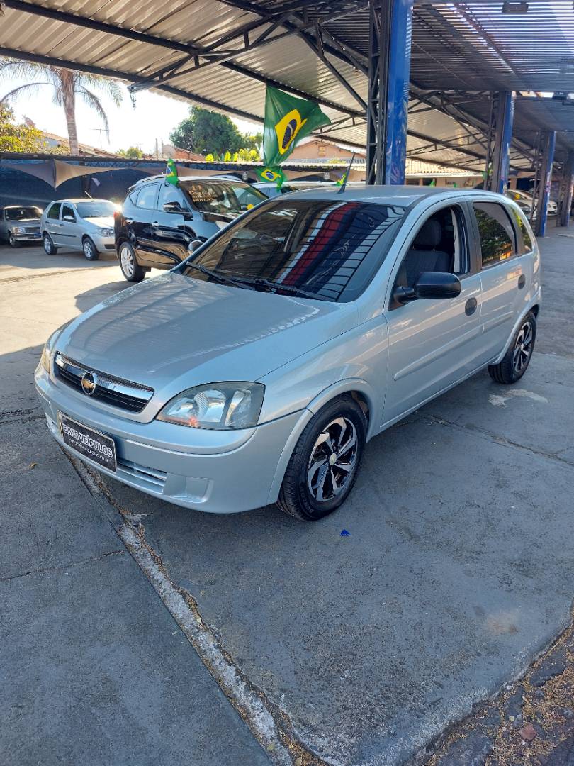 CHEVROLET CORSA