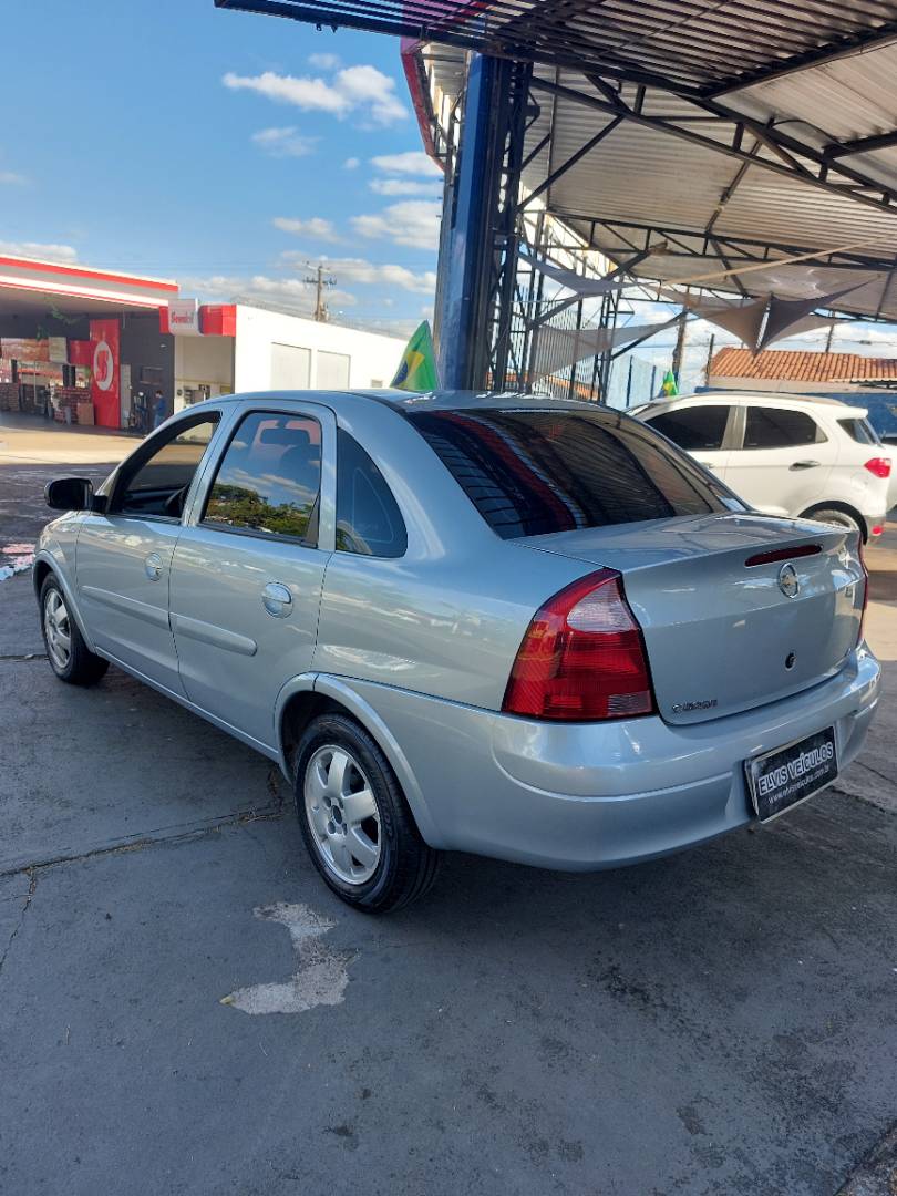 CHEVROLET CORSA