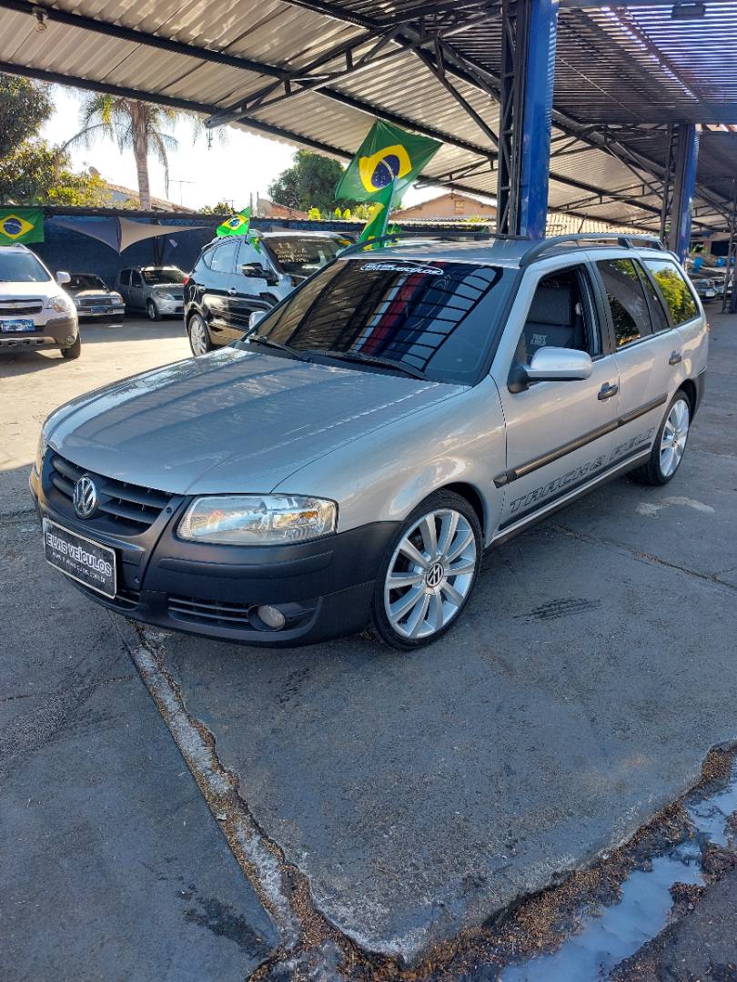VOLKSWAGEN PARATI