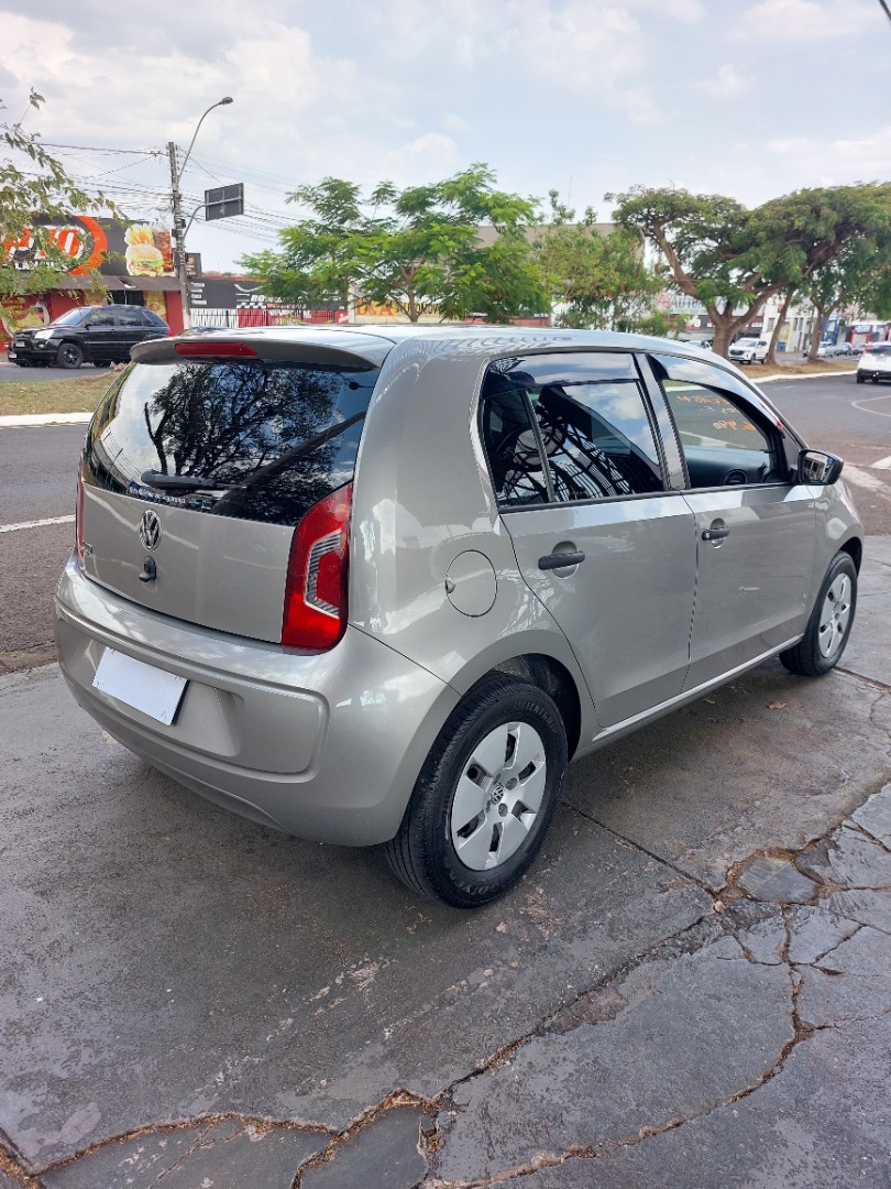VOLKSWAGEN UP