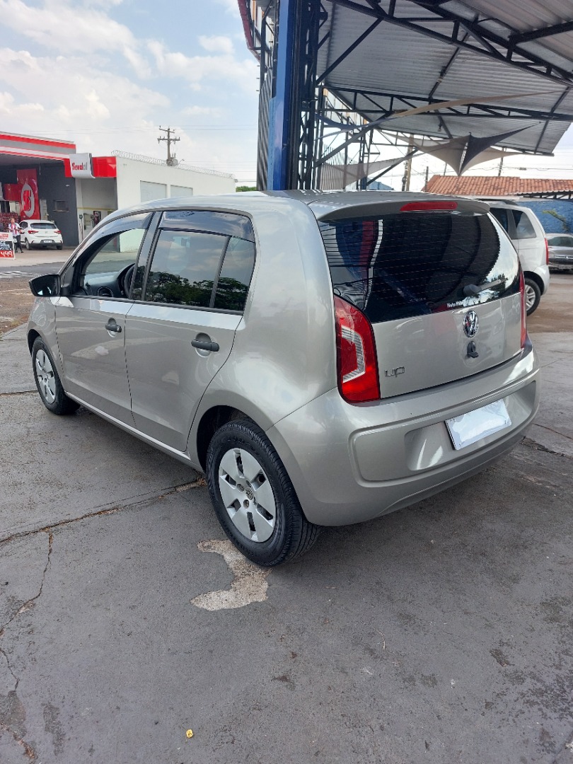 VOLKSWAGEN UP