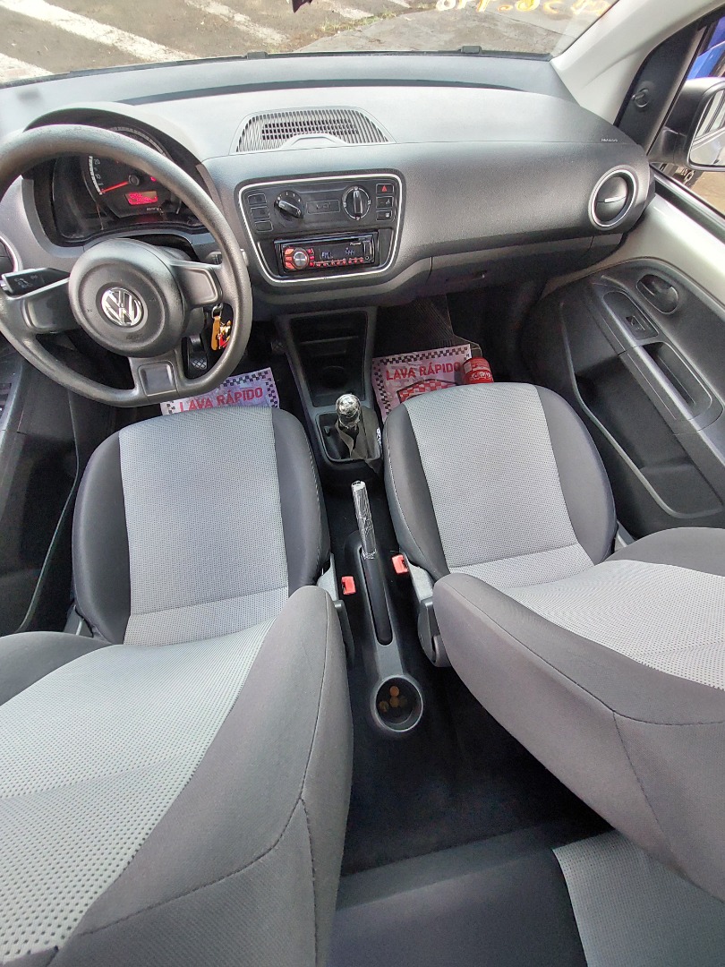 VOLKSWAGEN UP