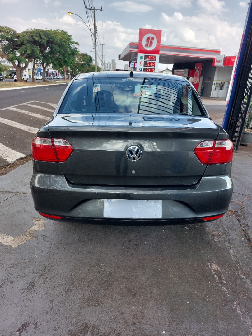 VOLKSWAGEN VOYAGE