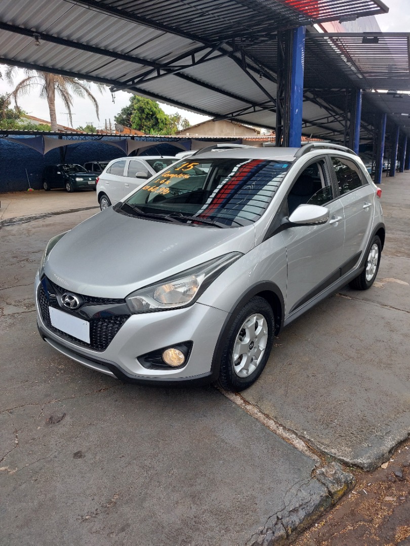 HYUNDAI HB20X