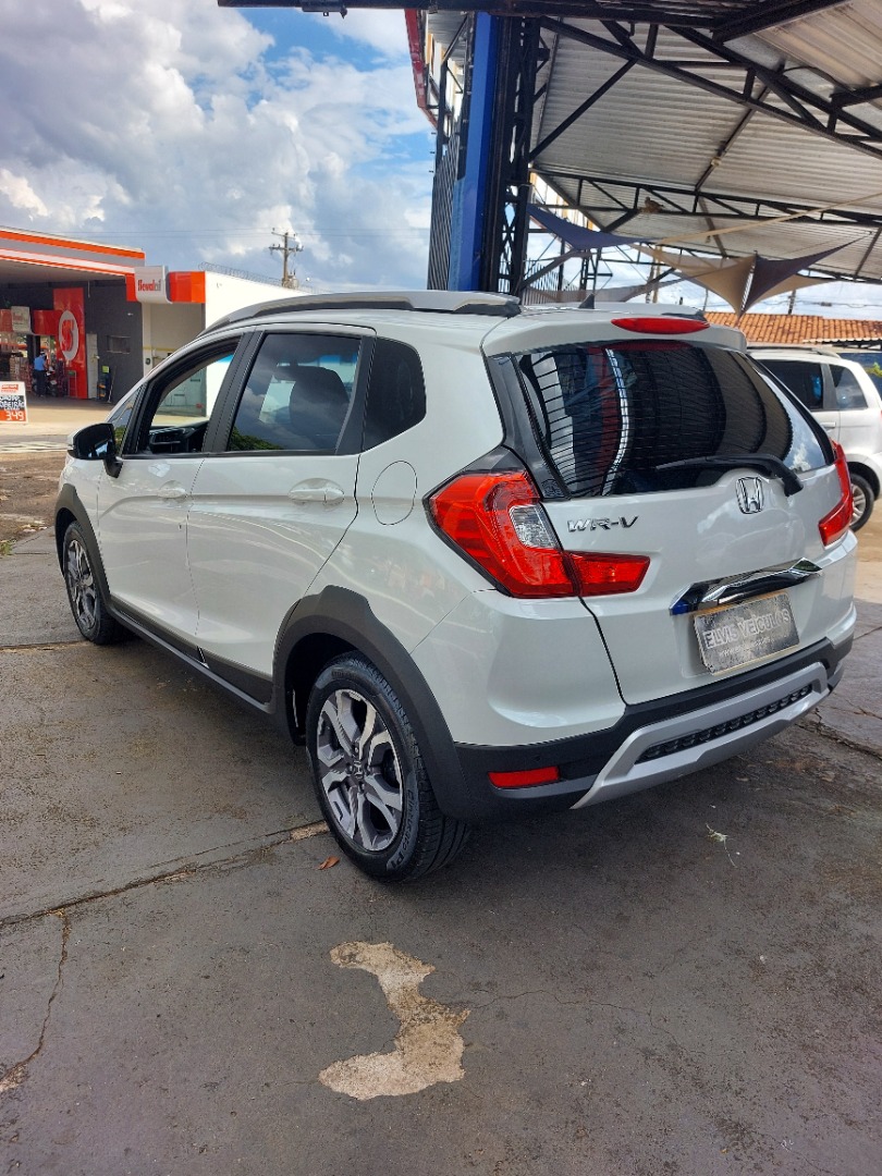 HONDA WR-V